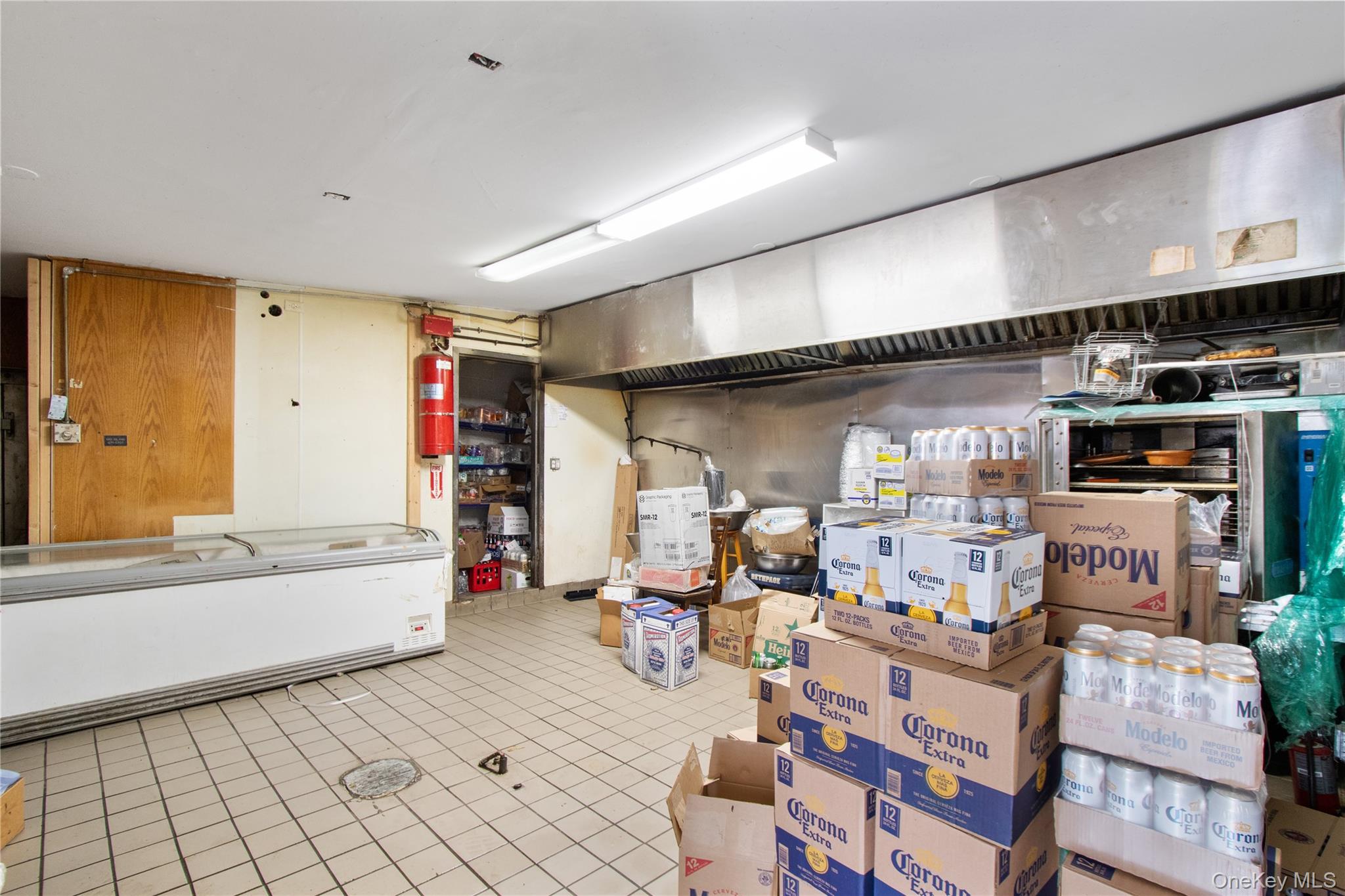 #2 photo, 96 South Street, Нассау ‖ Oyster Bay , NY 11771