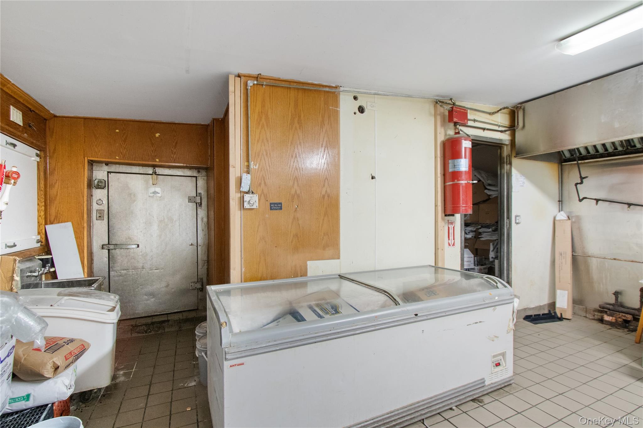 #4 photo, 96 South Street, Нассау ‖ Oyster Bay , NY 11771