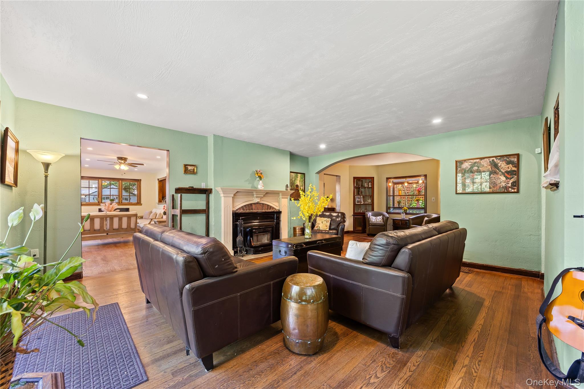 #7 photo, 378 Beverly Road, Куинс ‖ Douglaston , NY 11363