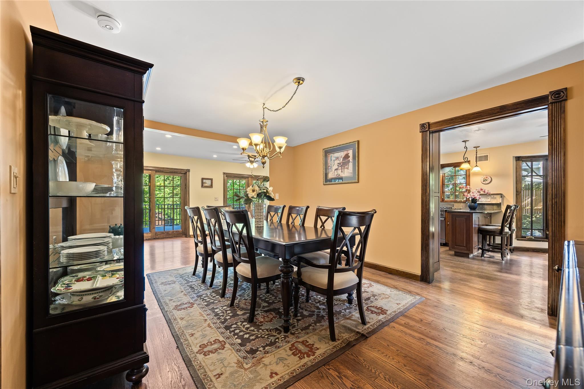 #9 photo, 378 Beverly Road, Куинс ‖ Douglaston , NY 11363