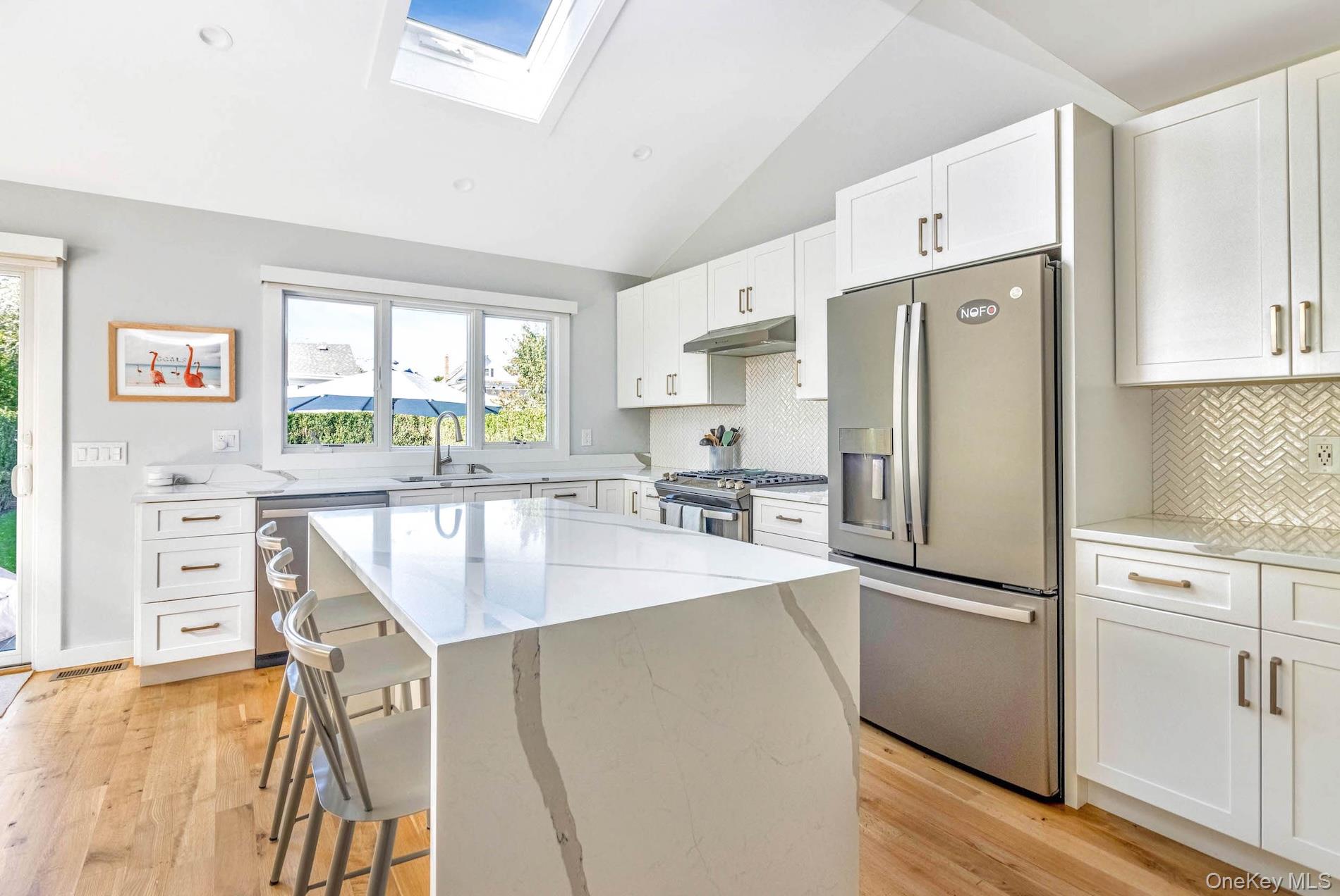 #6 photo, 155 Bridge Street, מחוז סאפוק Greenport , NY 11944