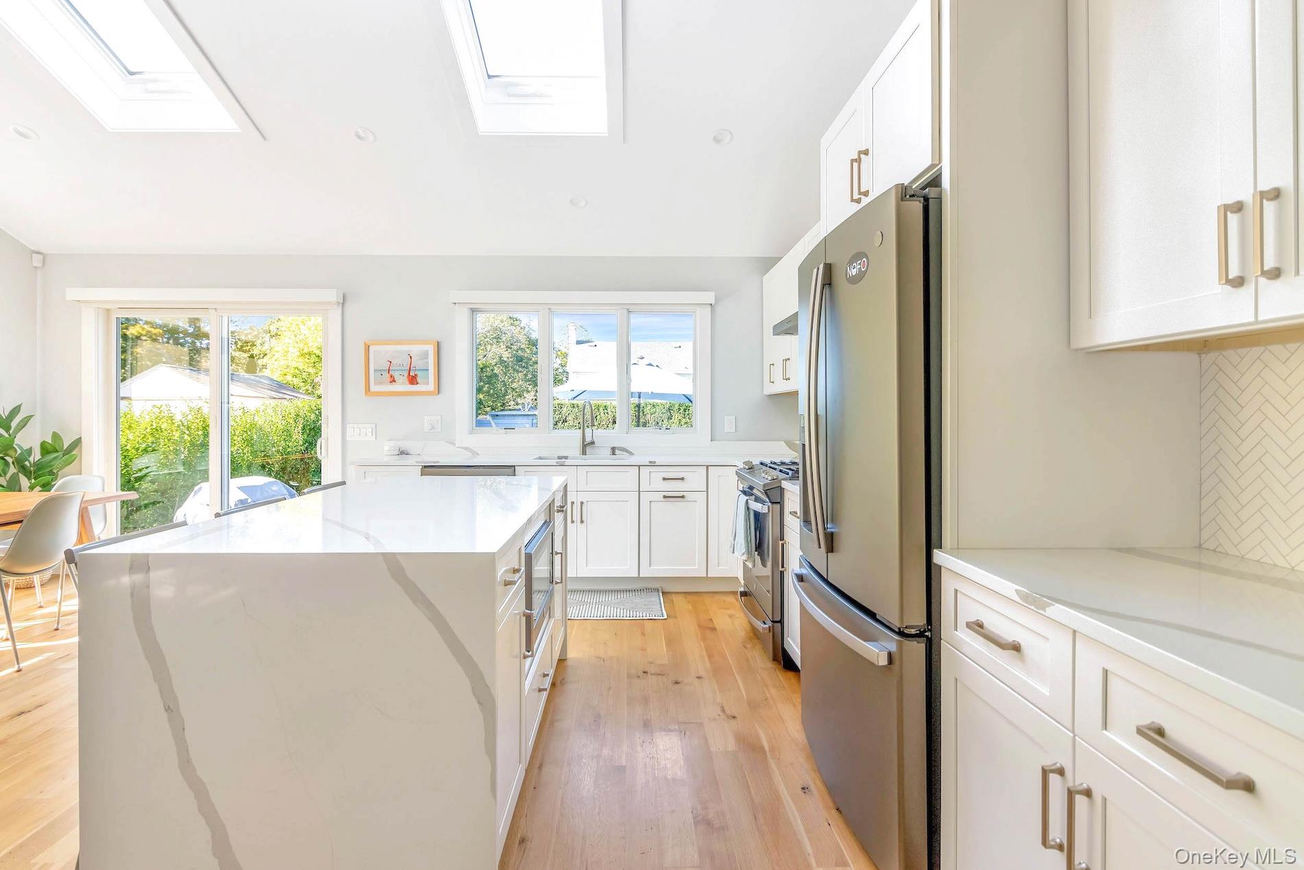 #7 photo, 155 Bridge Street, מחוז סאפוק Greenport , NY 11944