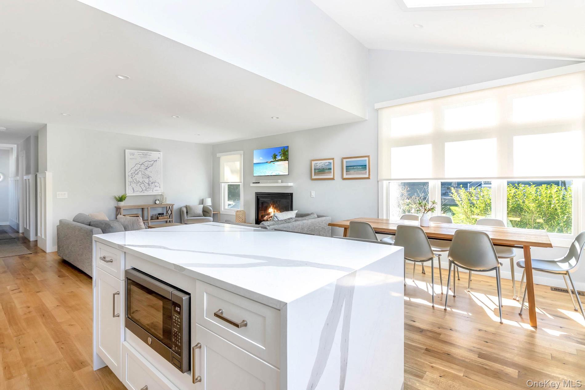 #8 photo, 155 Bridge Street, מחוז סאפוק Greenport , NY 11944