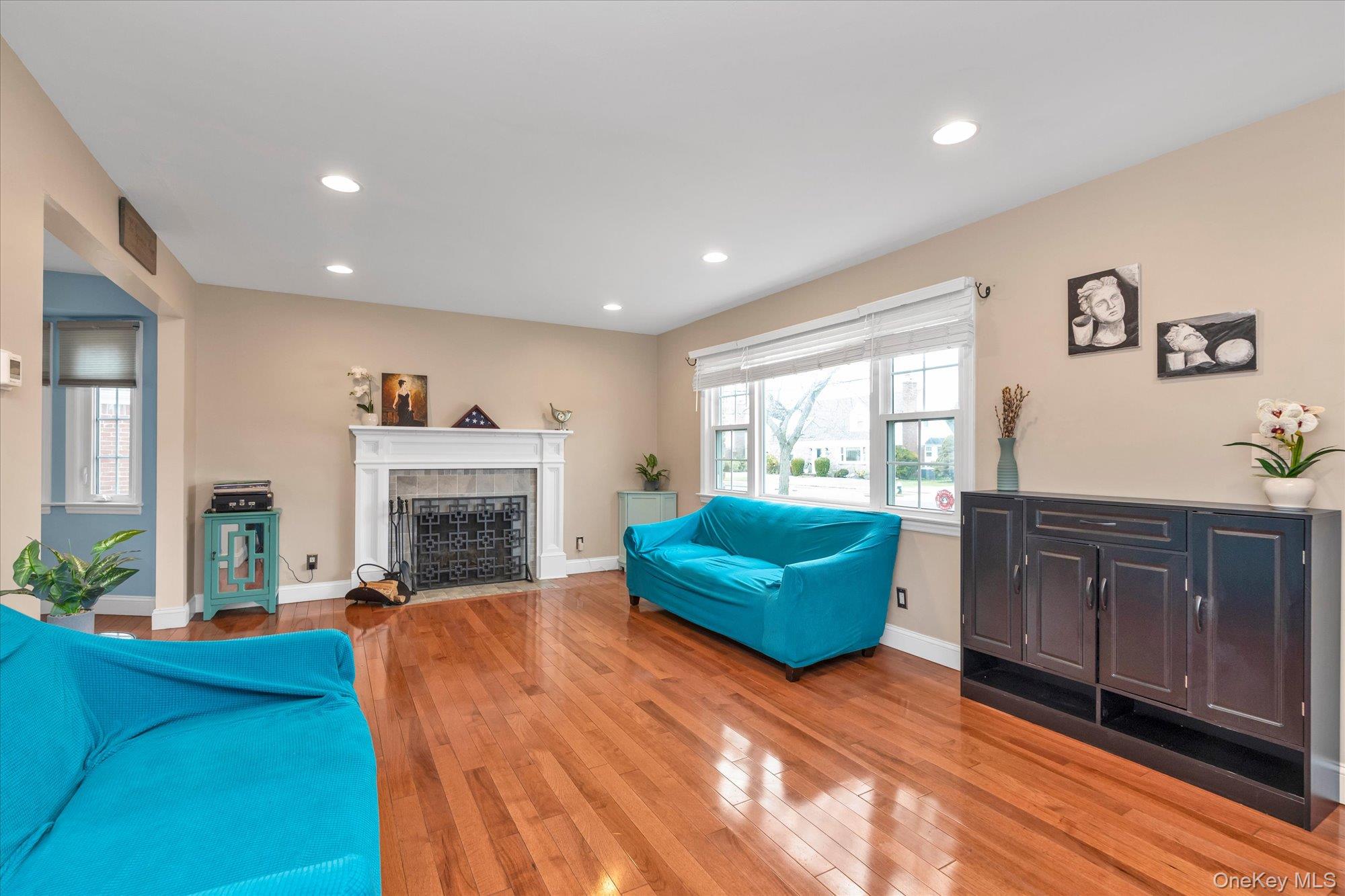 #2 photo, 227 Concord Avenue, West Hempstead , NY 11552