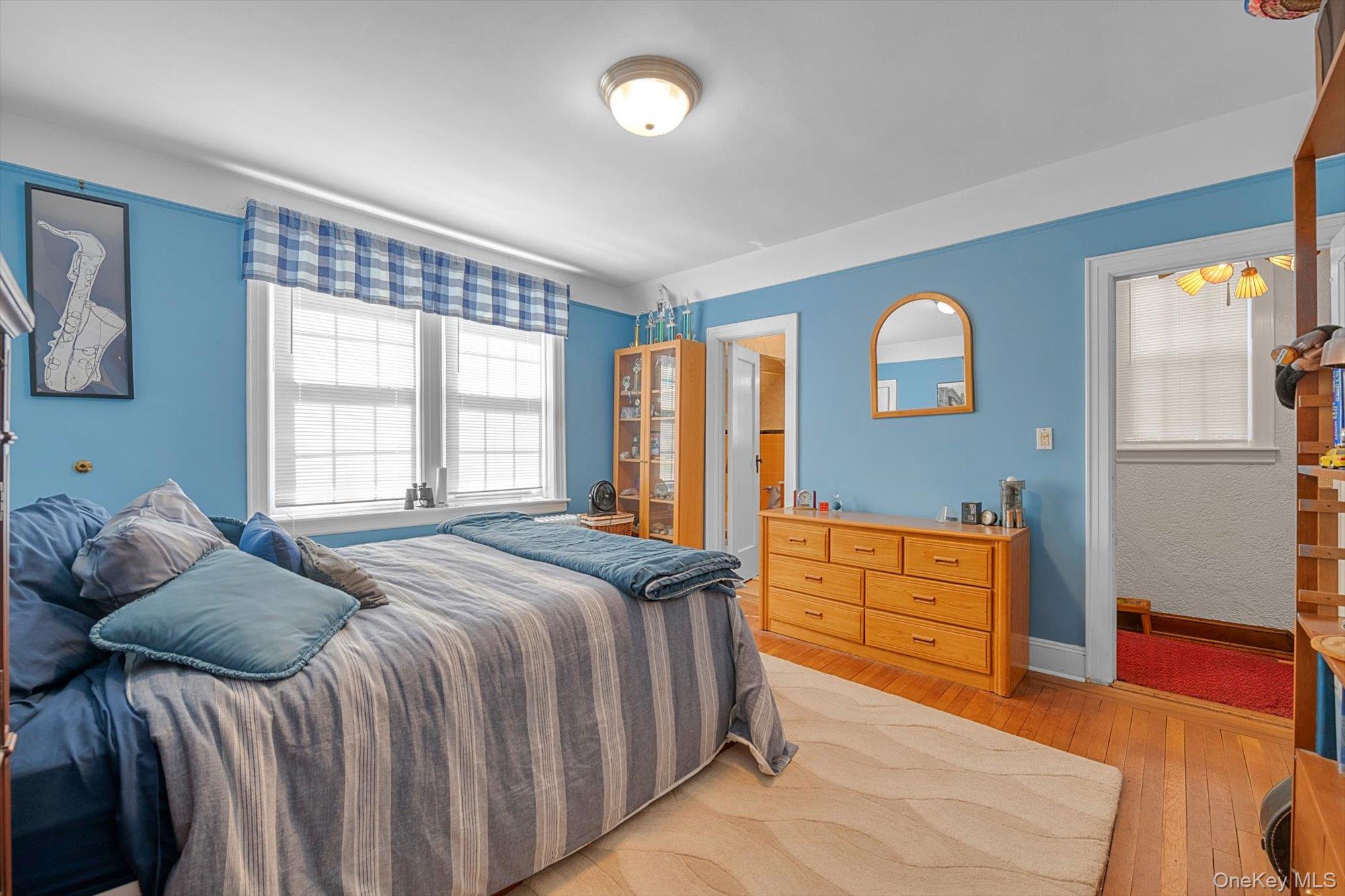 #12 photo, 157-10 46 Avenue, Flushing , NY 11355