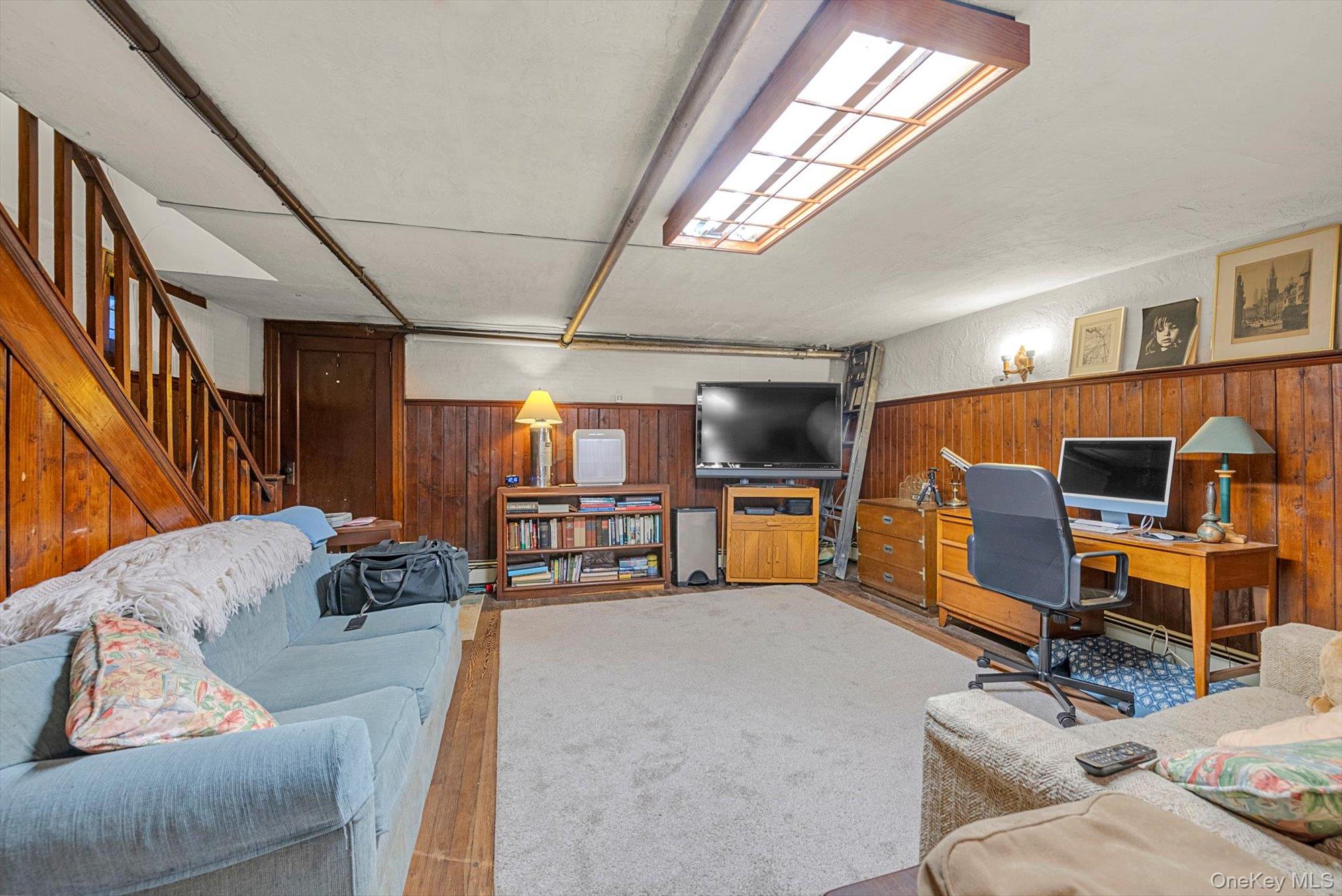 #16 photo, 157-10 46 Avenue, Flushing , NY 11355