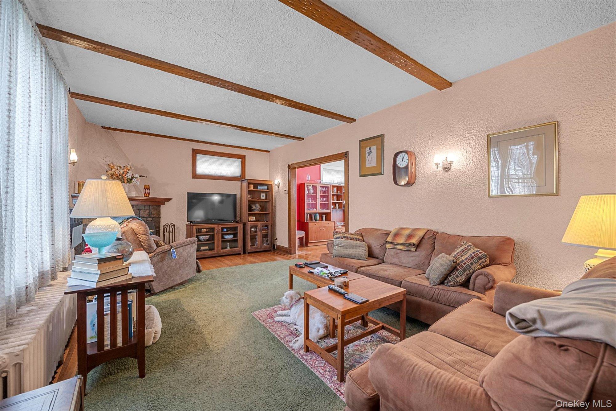 #4 photo, 157-10 46 Avenue, Flushing , NY 11355