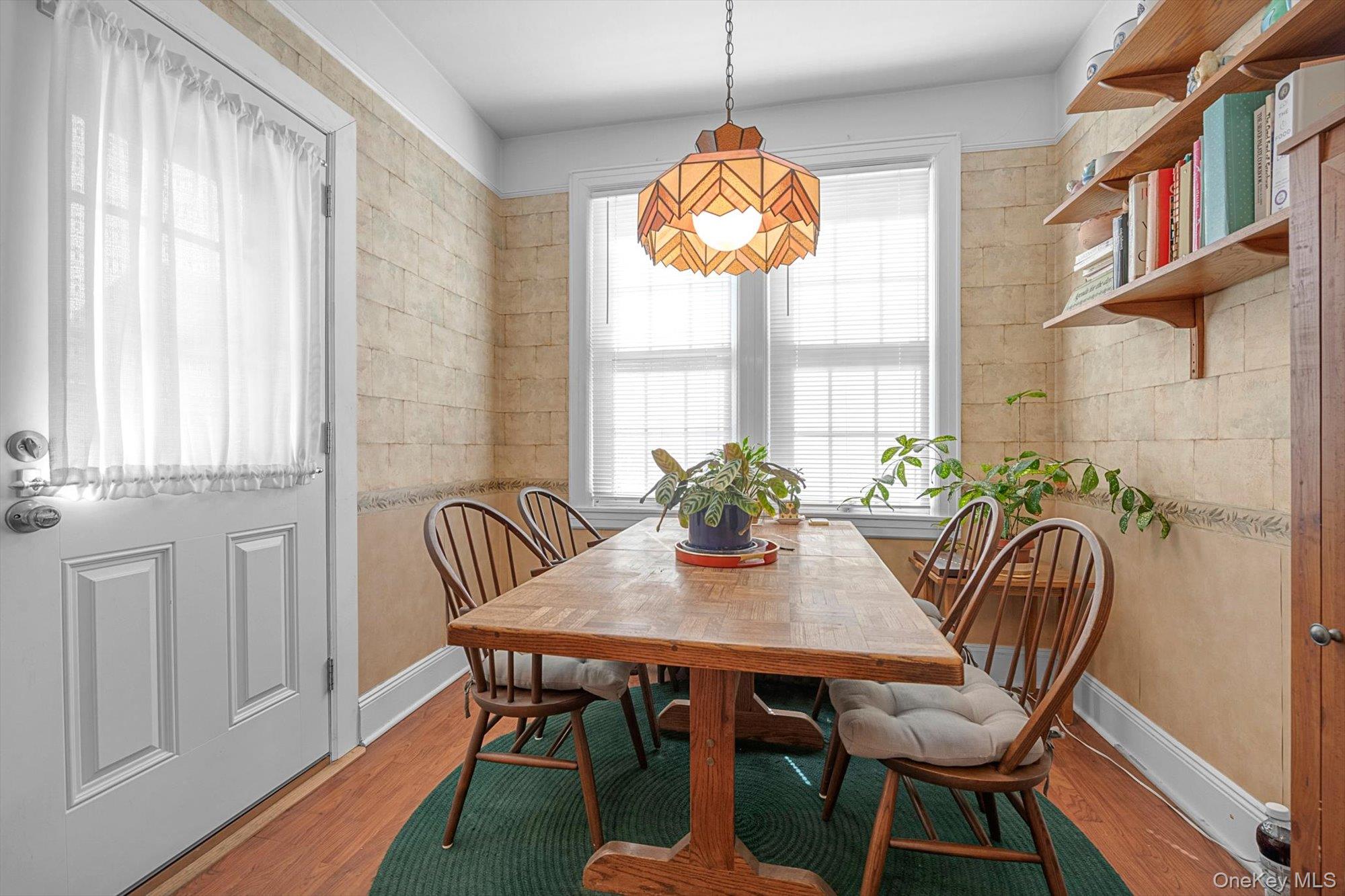 #8 photo, 157-10 46 Avenue, Flushing , NY 11355