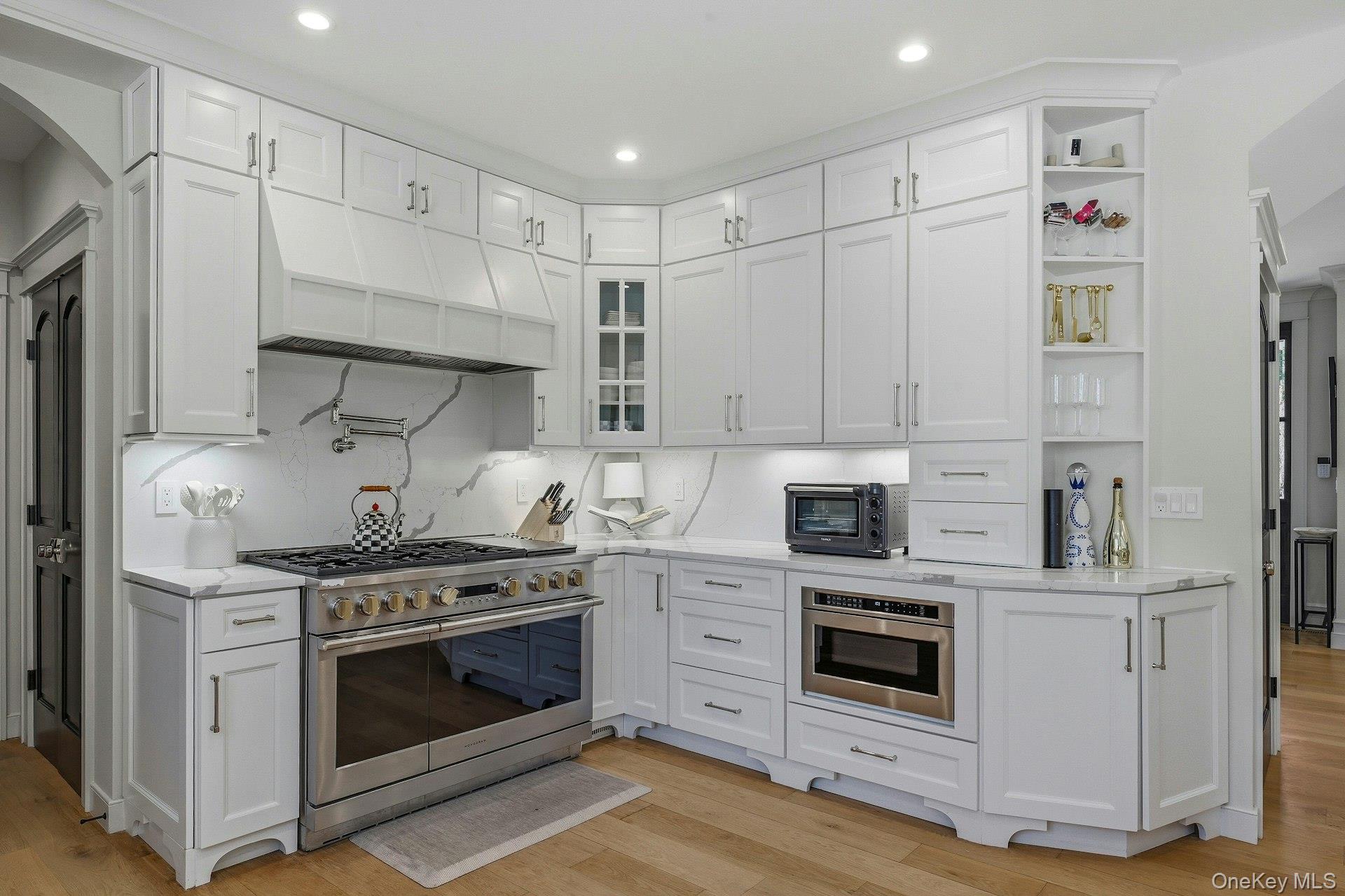 #14 photo, 14 Oaklawn Avenue, Glen Head , NY 11545