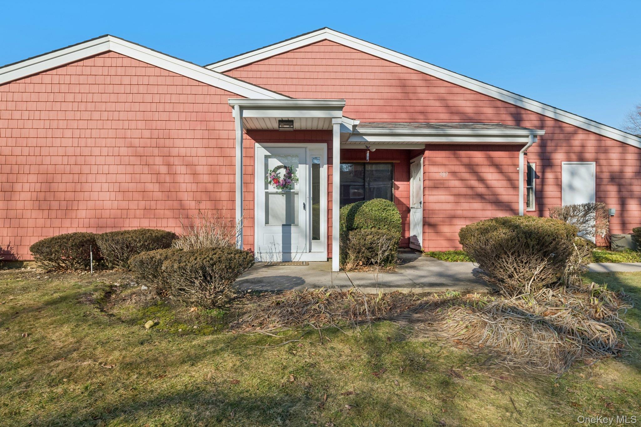 #3 photo, 908 Drew Drive, Saint James , NY 11780