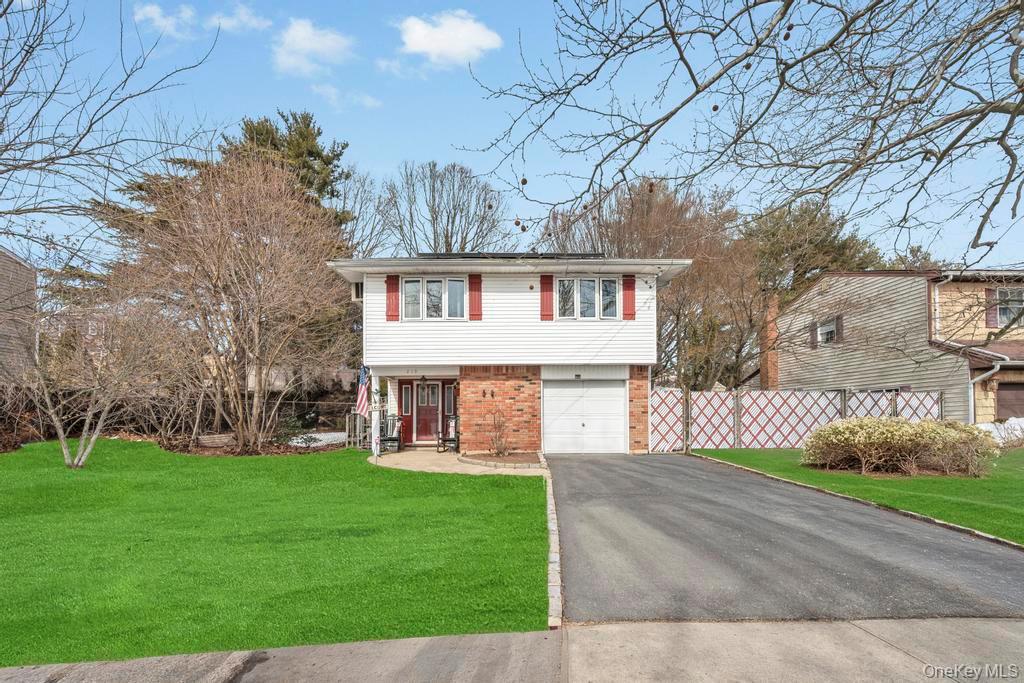 #3 photo, 219 Bellerose Avenue, East Northport , NY 11731