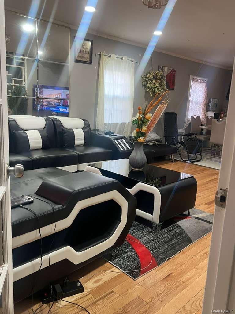 #2 photo, 114-67 226th Street, Cambria Heights , NY 11411