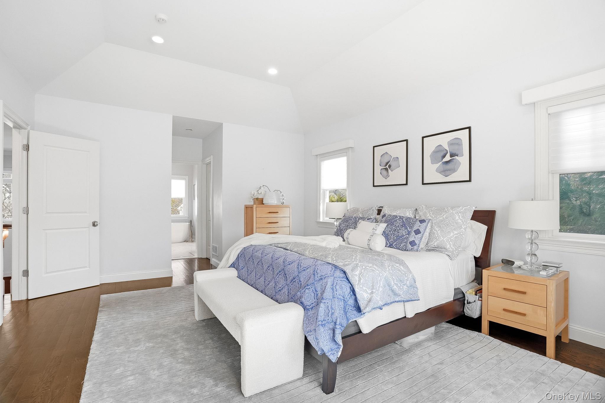 #15 photo, 8 Wakefield Road, Scarsdale , NY 10583