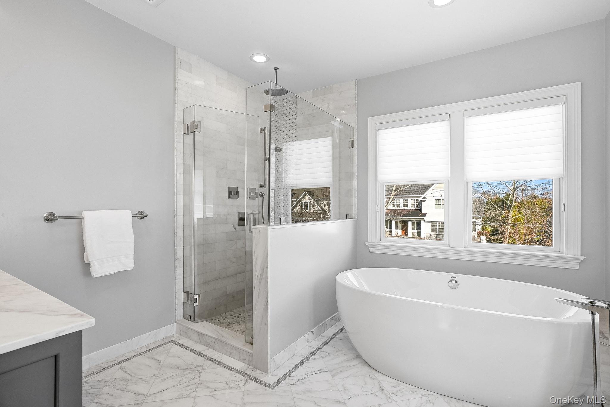 #17 photo, 8 Wakefield Road, Scarsdale , NY 10583