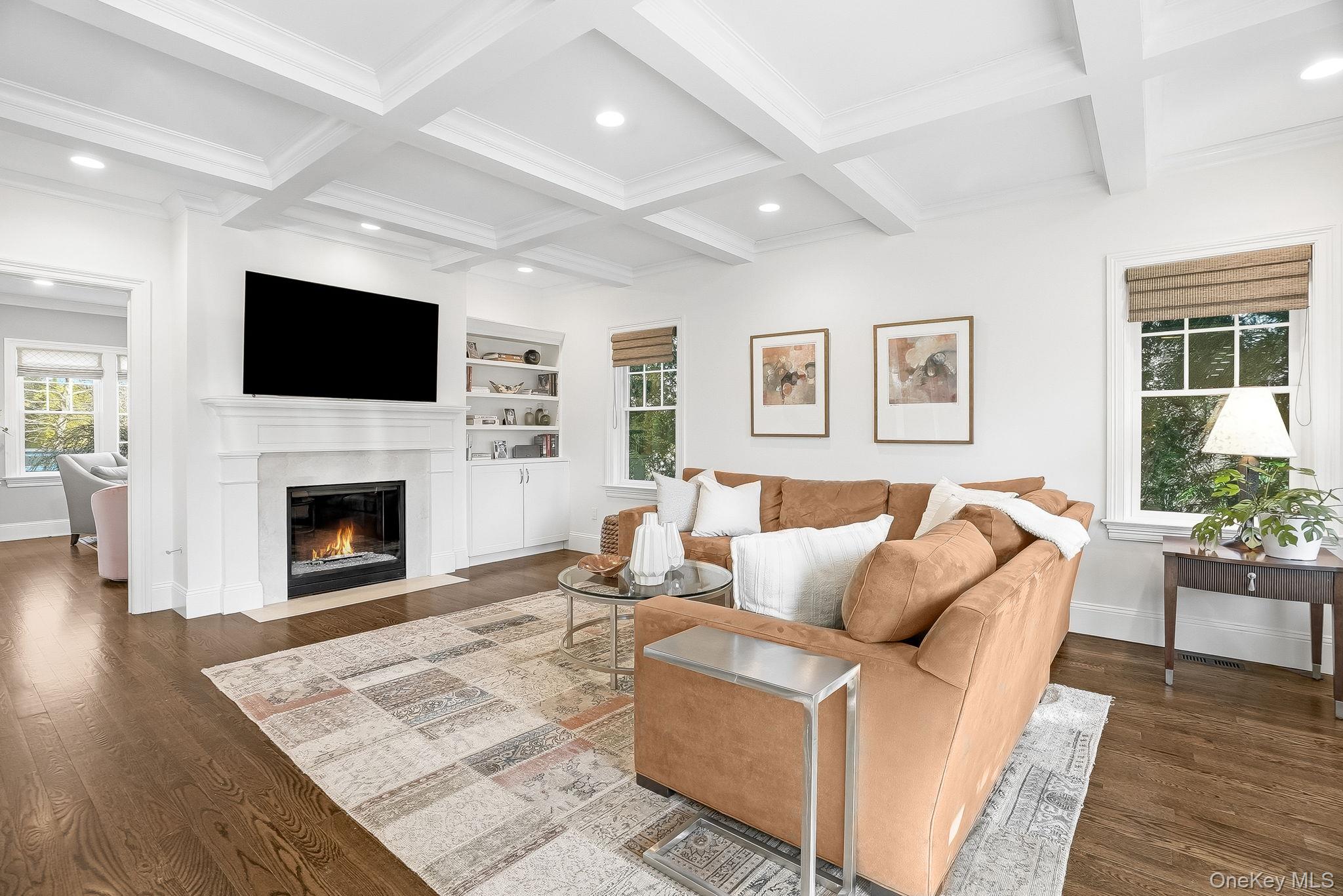 #2 photo, 8 Wakefield Road, Scarsdale , NY 10583