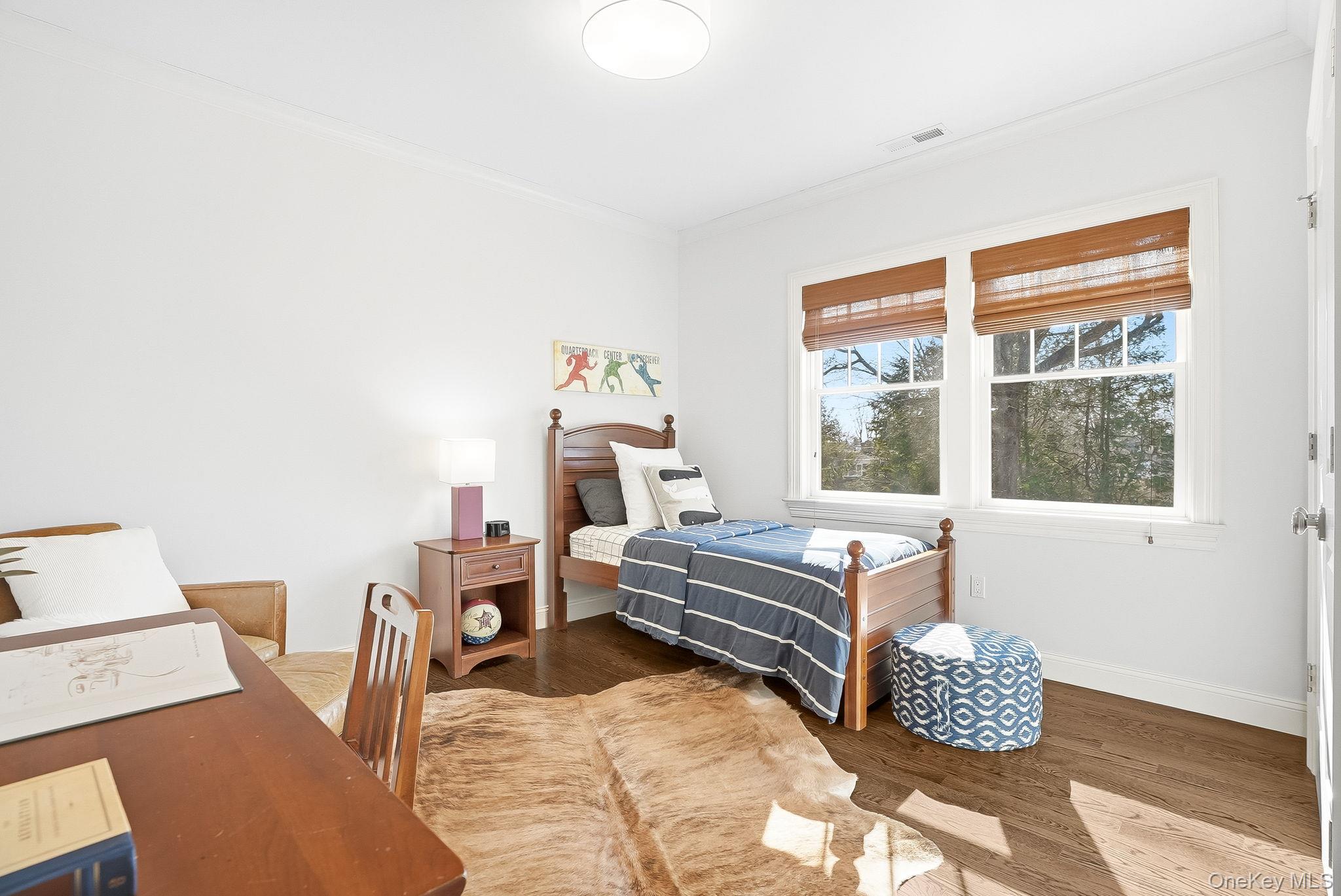 #20 photo, 8 Wakefield Road, Scarsdale , NY 10583