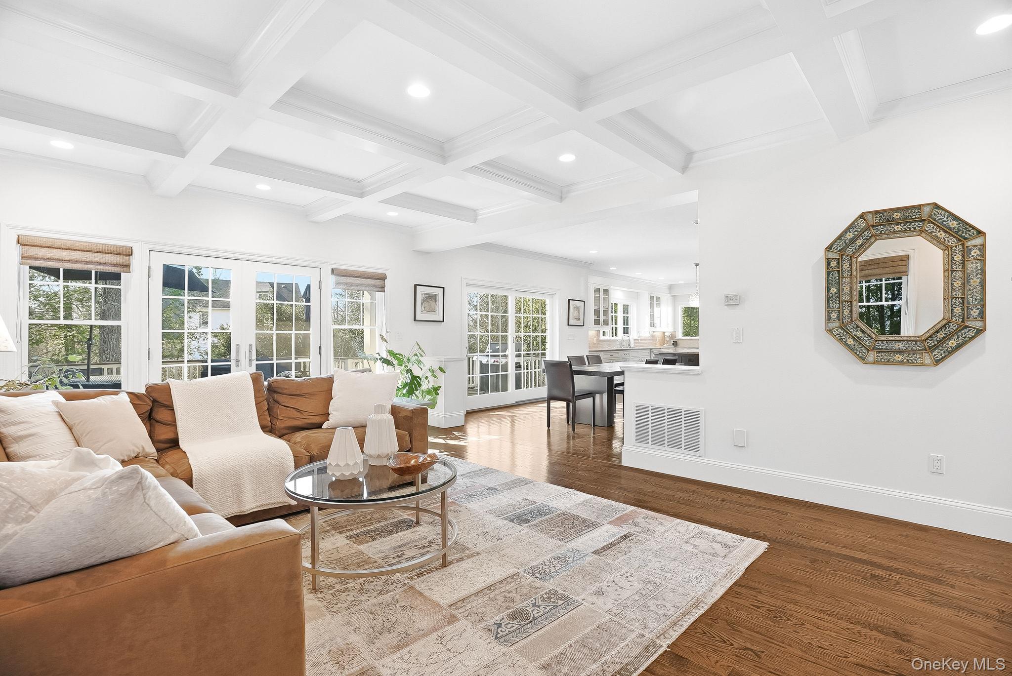 #3 photo, 8 Wakefield Road, Scarsdale , NY 10583