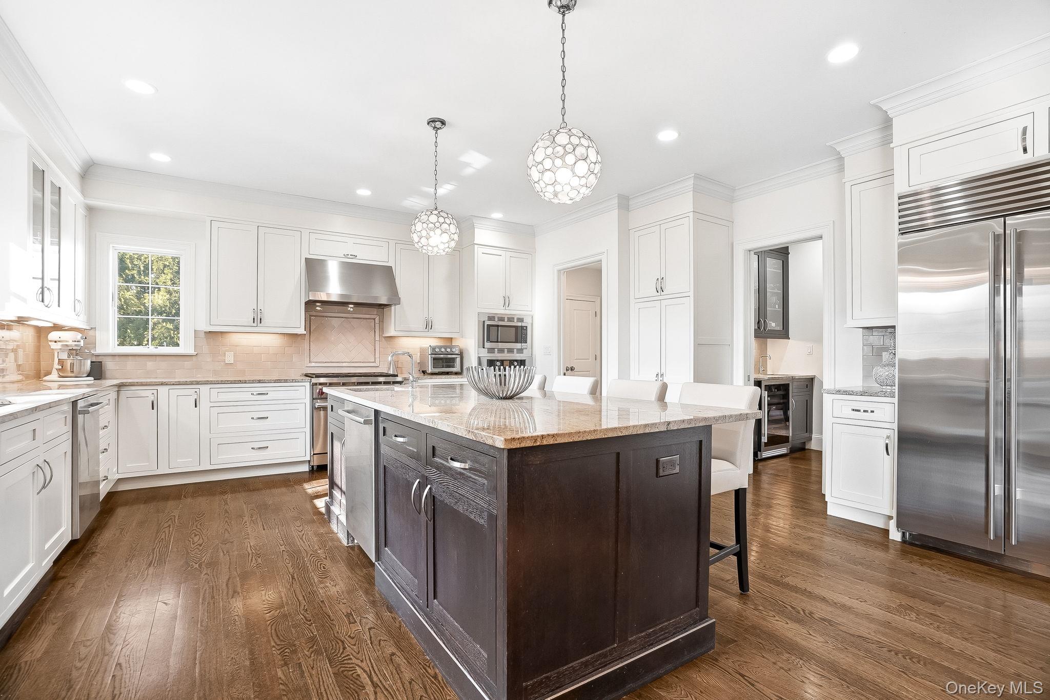 #6 photo, 8 Wakefield Road, Scarsdale , NY 10583