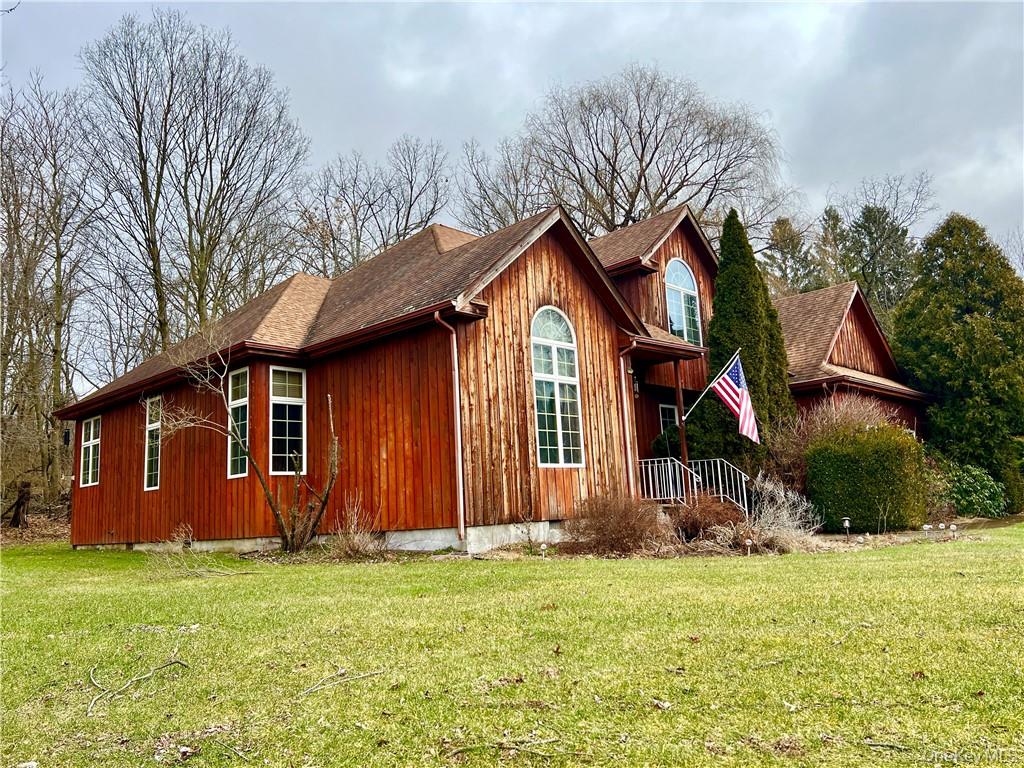 #2 photo, 10 Carrington Court, Poughkeepsie , NY 12603