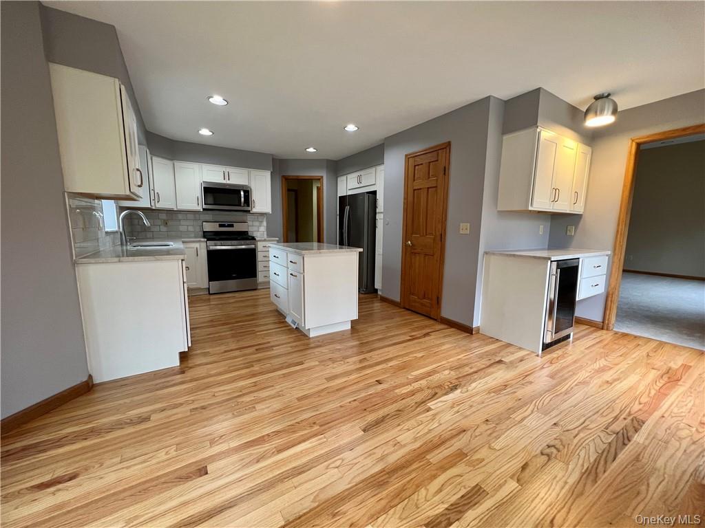 #7 photo, 10 Carrington Court, Poughkeepsie , NY 12603