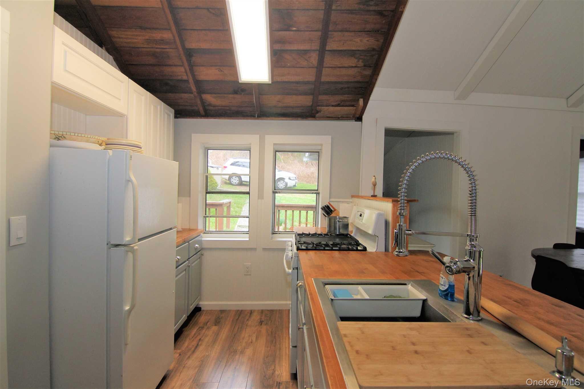 #11 photo, 71 MILLER Road, Hopewell Junction , NY 12533