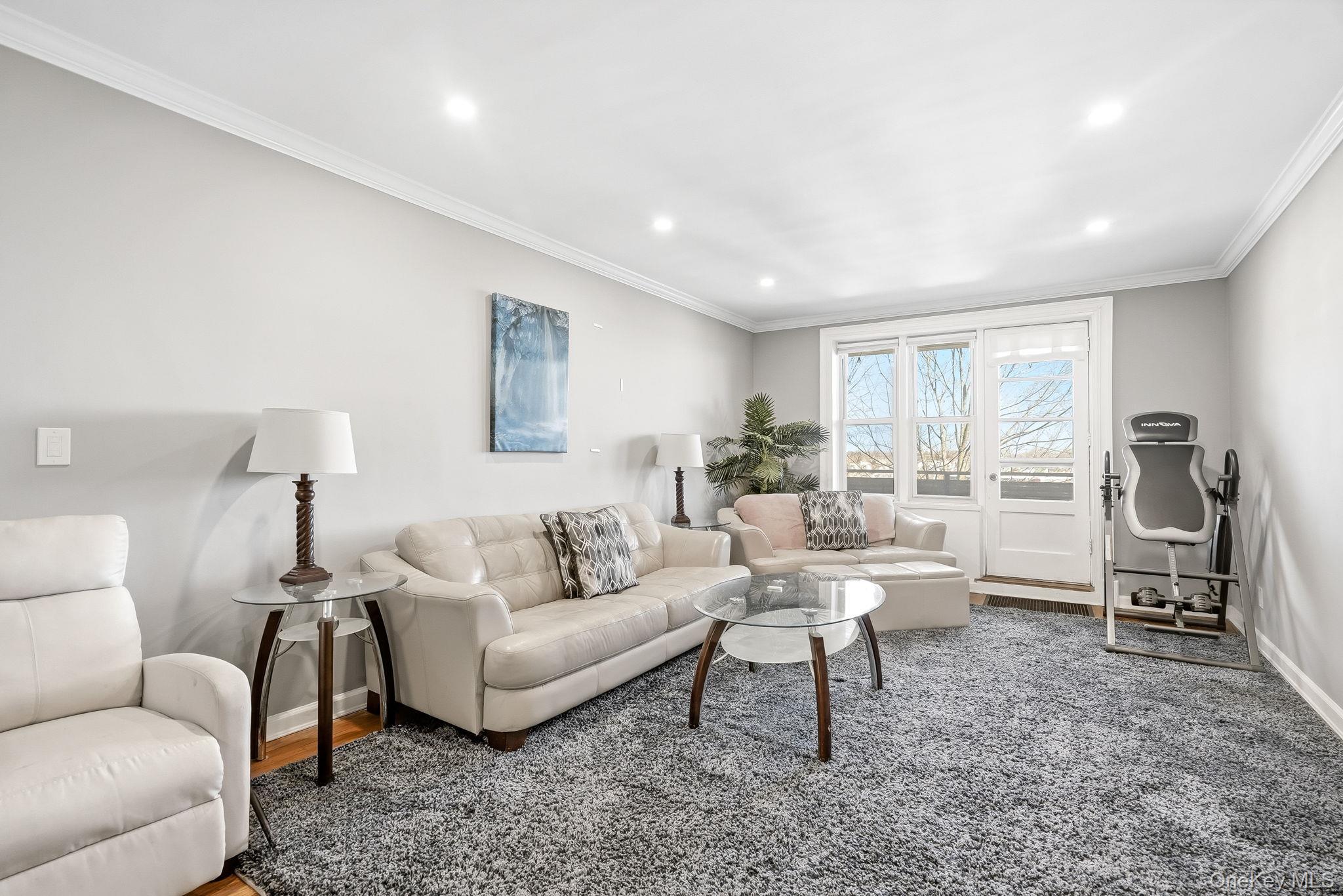 #11 photo, 315 King Street, Port Chester , NY 10573