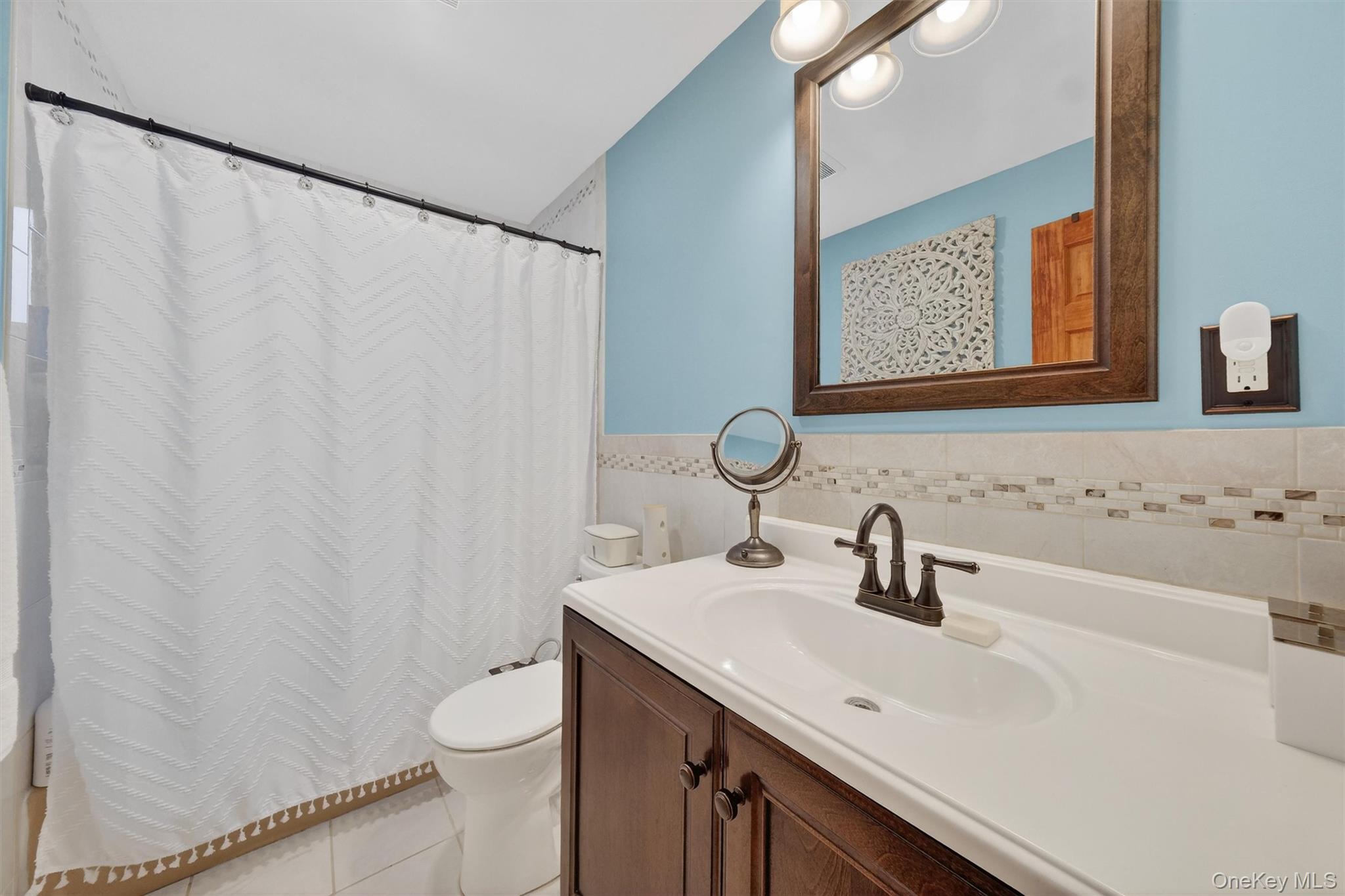 #15 photo, 8 Van Wyck Drive, Poughkeepsie , NY 12601