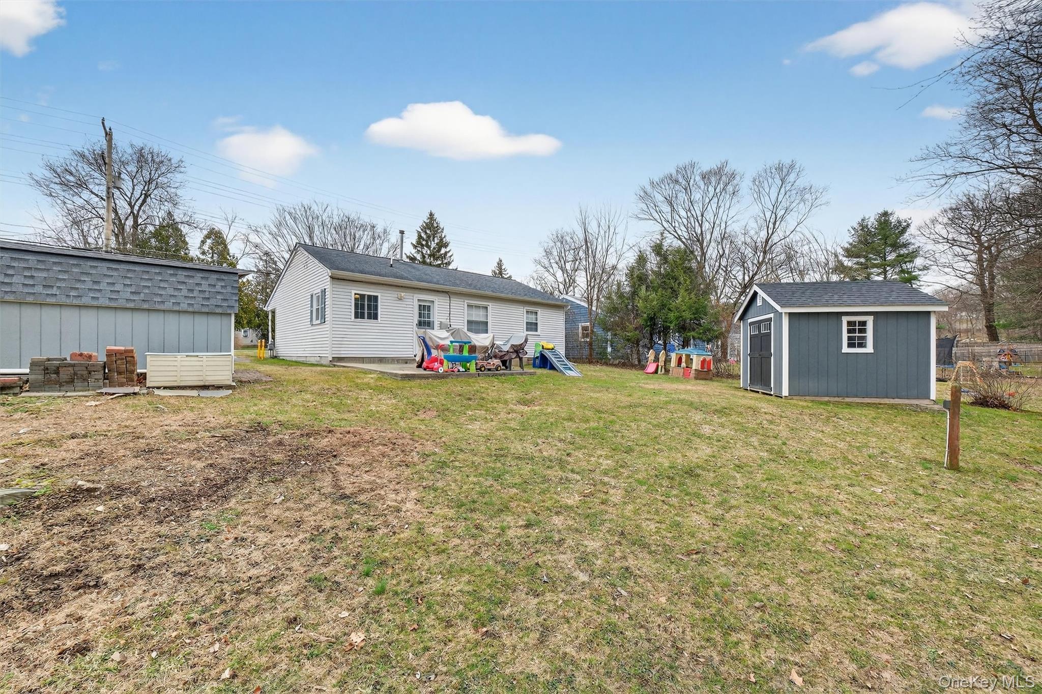 #20 photo, 8 Van Wyck Drive, Poughkeepsie , NY 12601