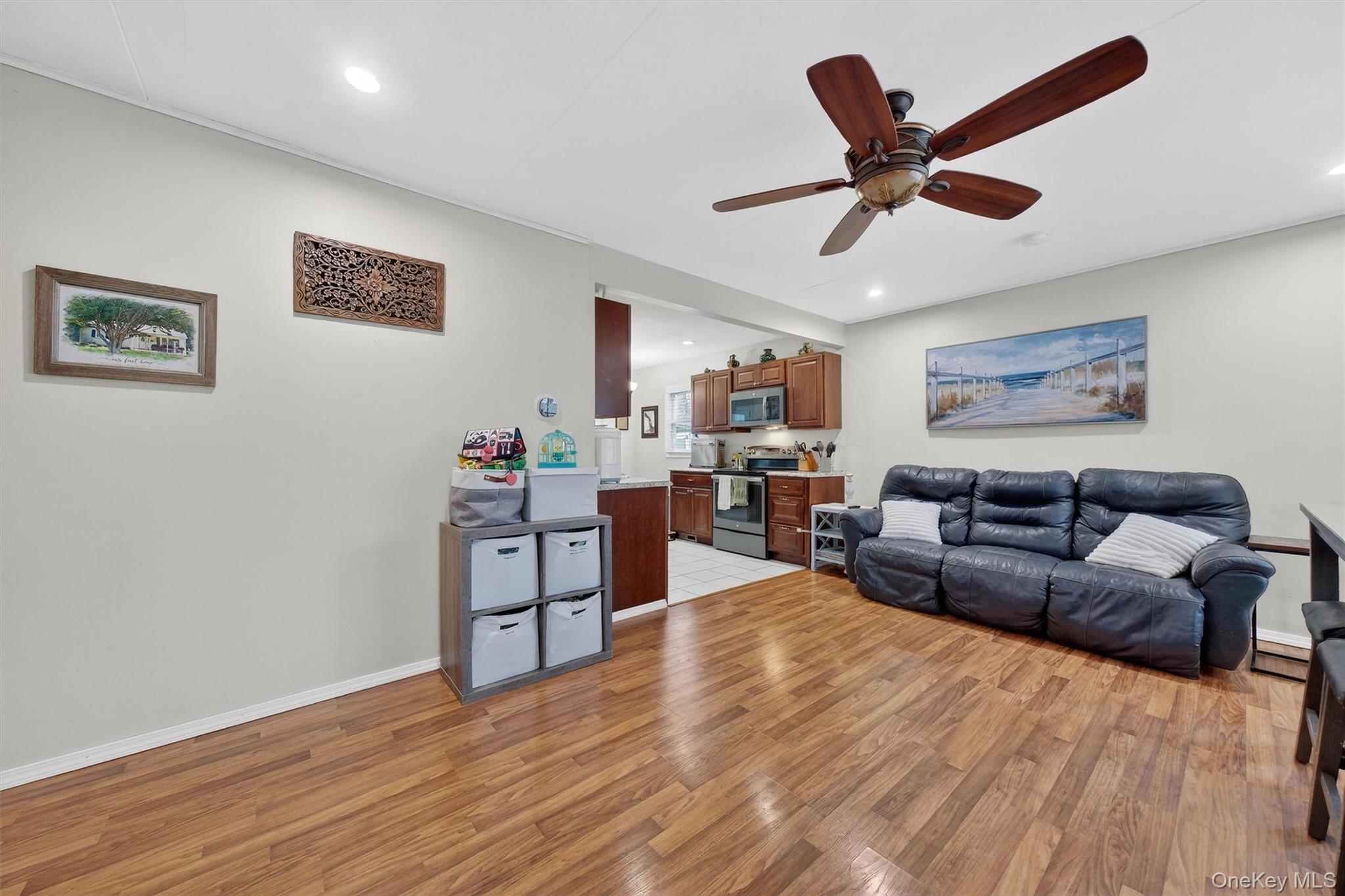 #5 photo, 8 Van Wyck Drive, Poughkeepsie , NY 12601