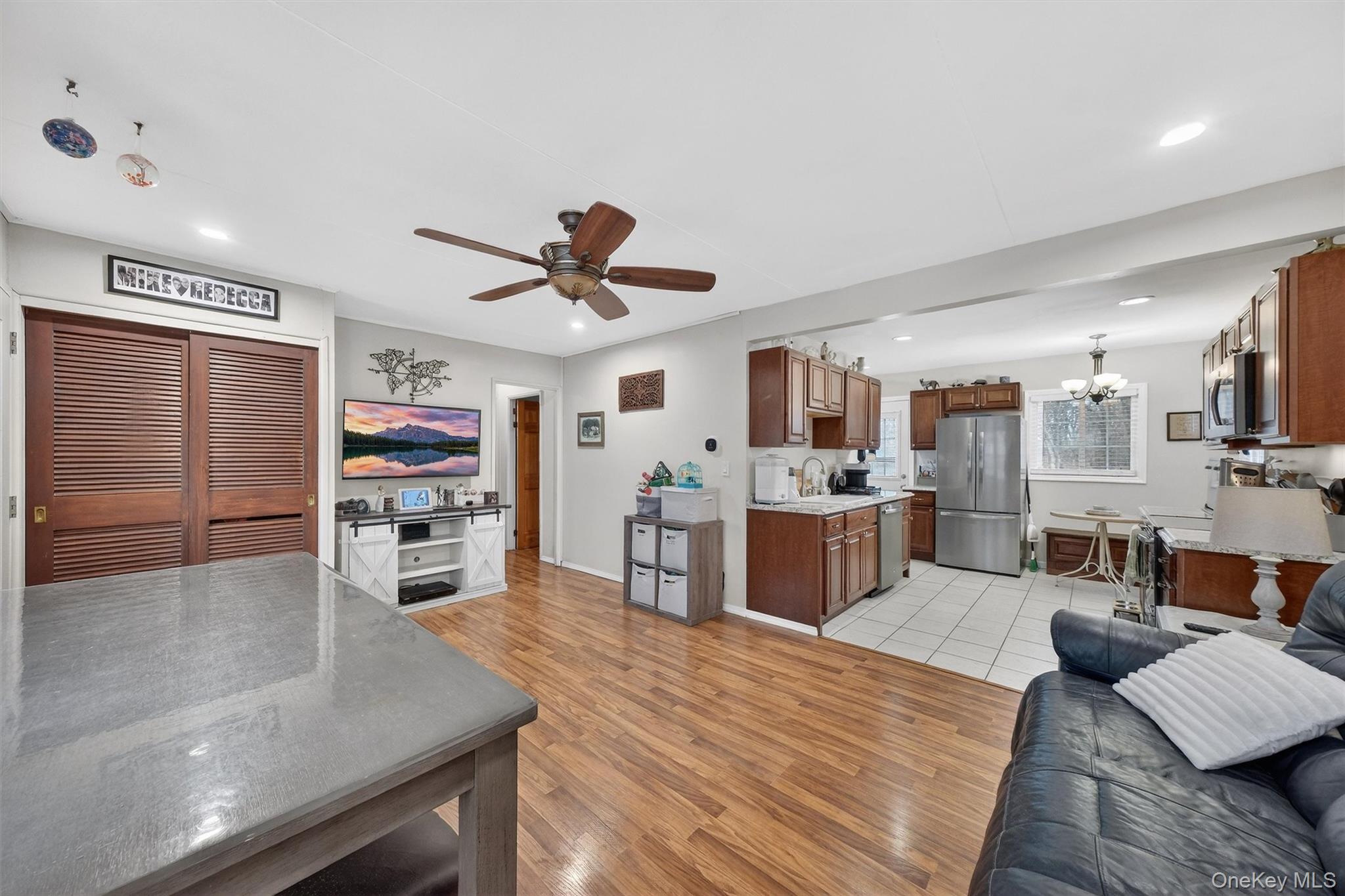 #7 photo, 8 Van Wyck Drive, Poughkeepsie , NY 12601