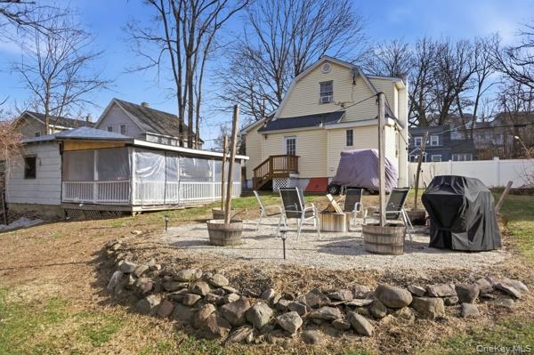 #6 photo, 147 Dupont Avenue, Newburgh , NY 12550