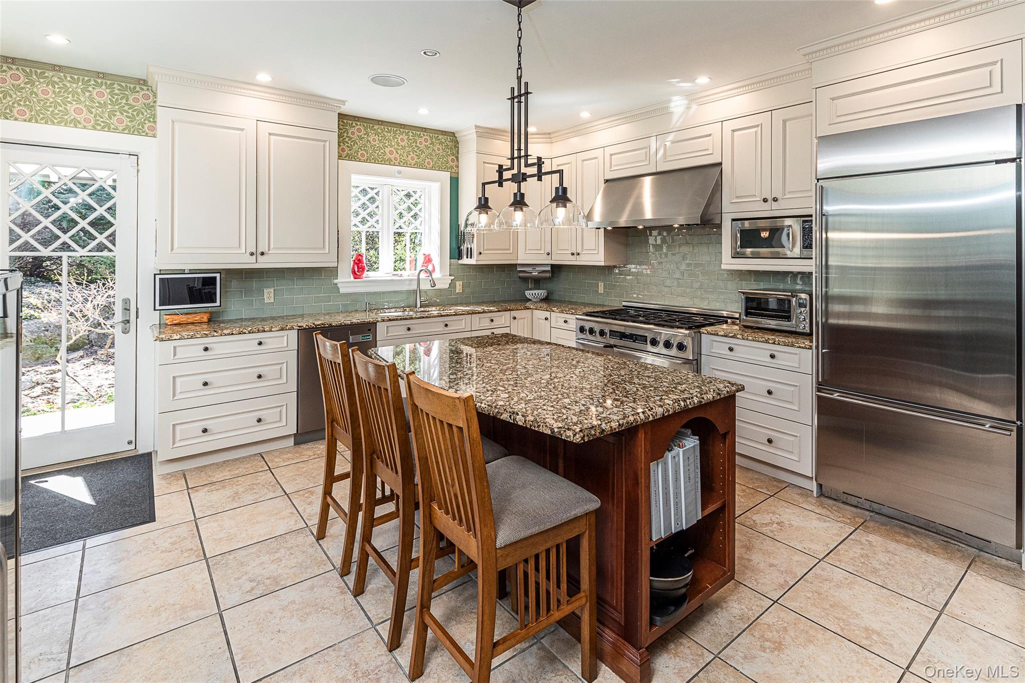 #7 photo, 42 Edgewood Avenue, Mount Vernon , NY 10552