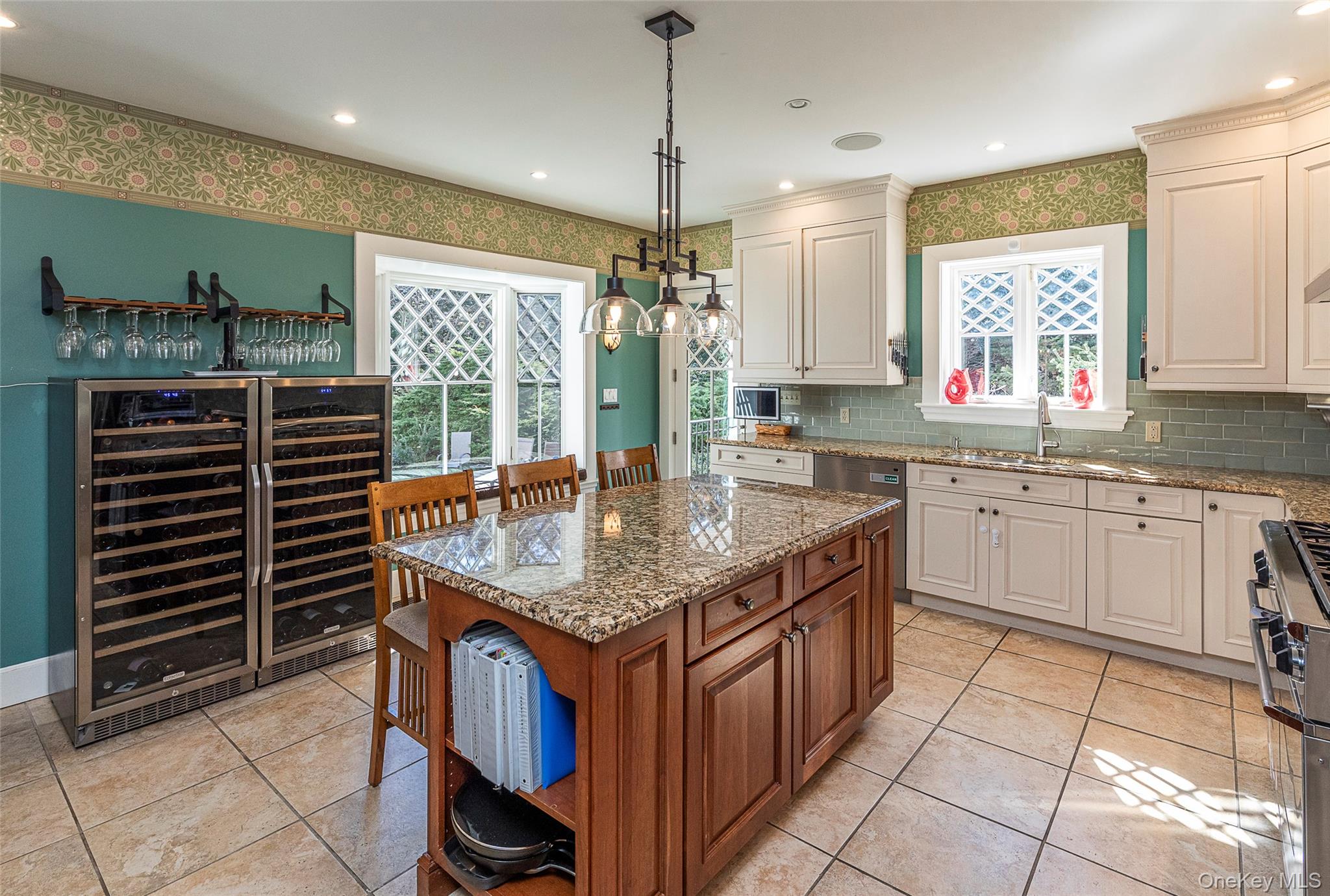 #8 photo, 42 Edgewood Avenue, Mount Vernon , NY 10552