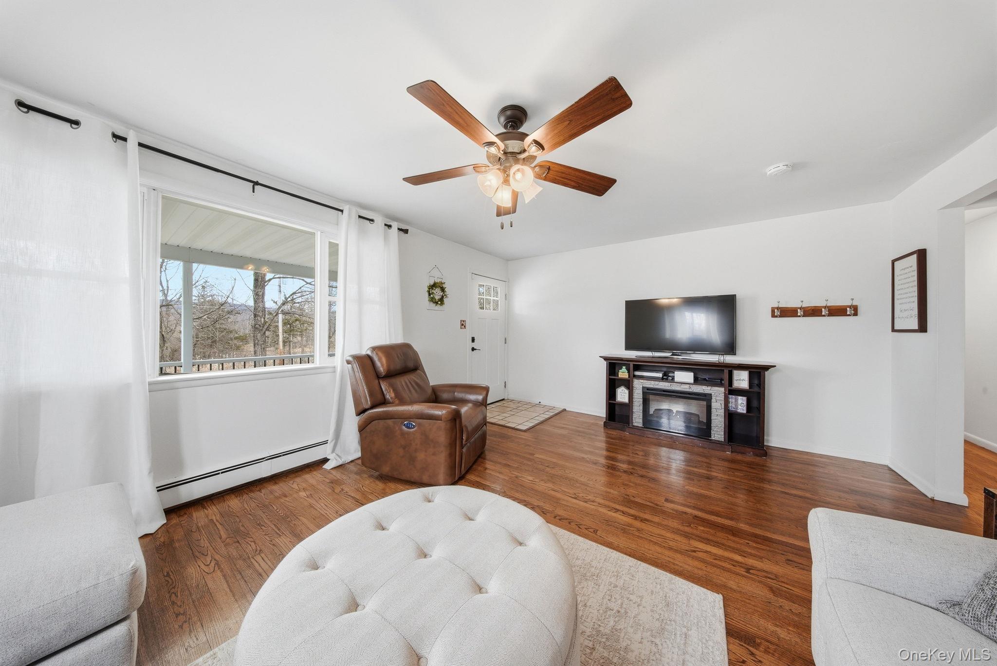 #9 photo, 282 Stone School House Road, Bloomingburg , NY 12721