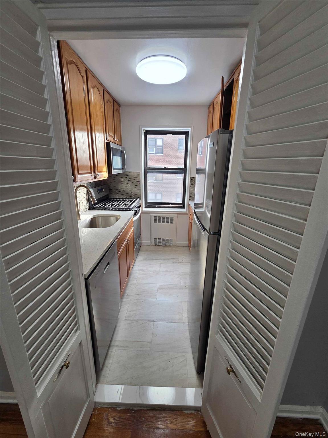 #7 photo, 1 Fisher Drive, Mount Vernon , NY 10552