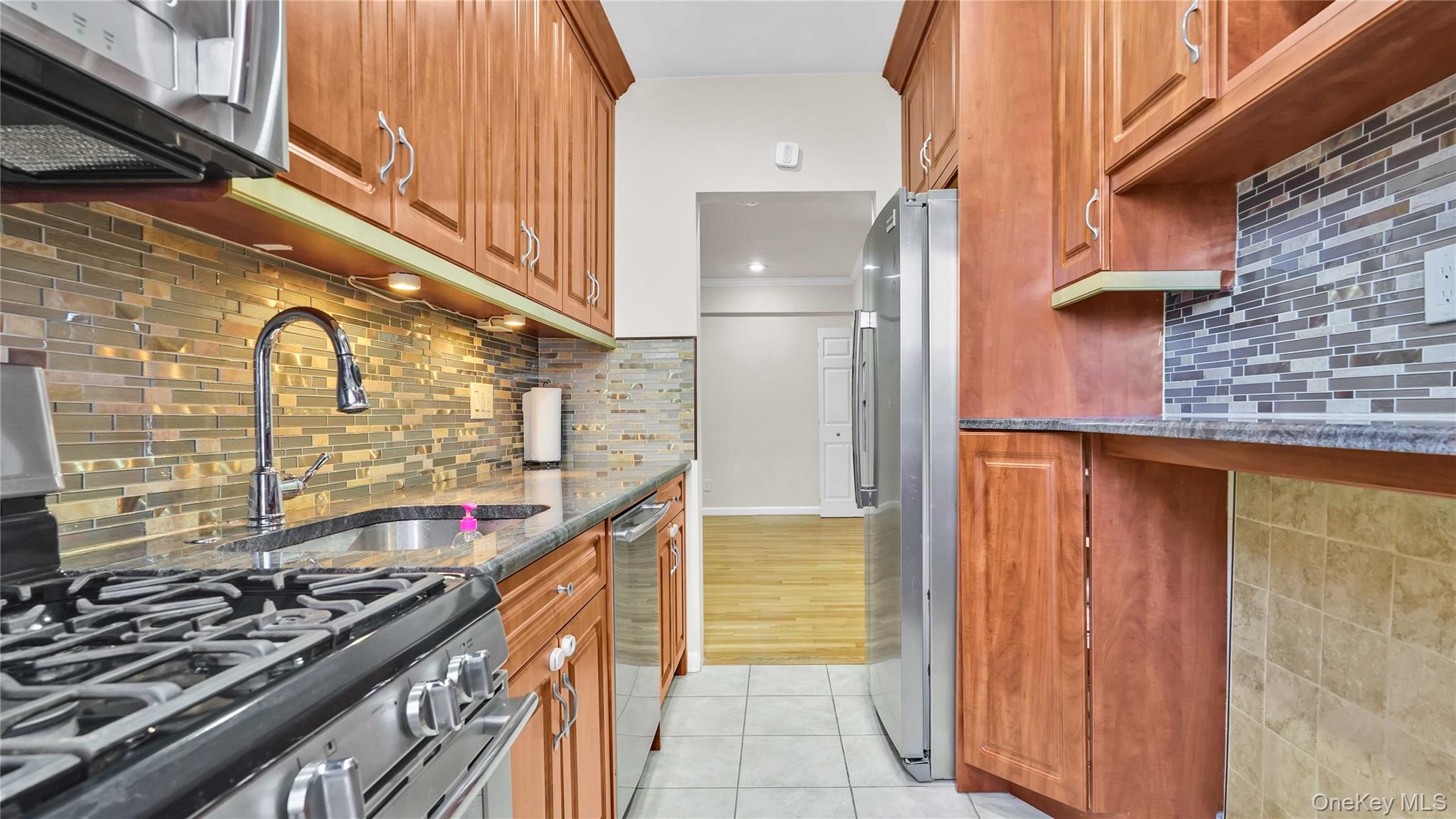 #17 photo, 25-18 Union Street, কুইন্‌স Flushing , NY 11354