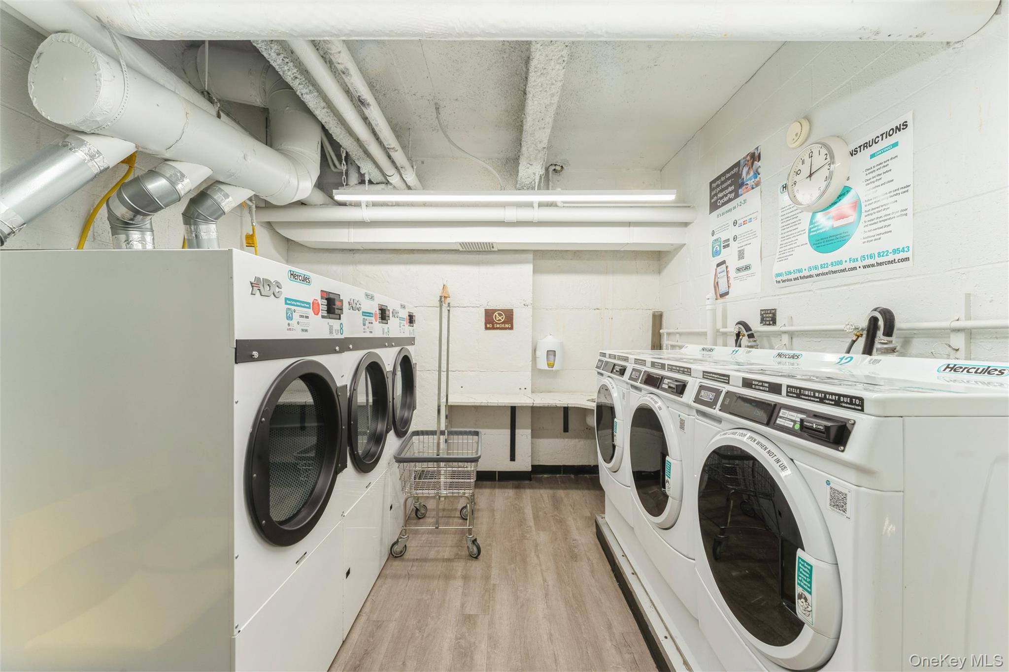 #16 photo, 1 Kensington Gate, Great Neck , NY 11021