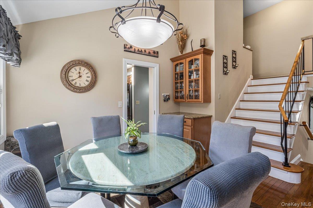 #10 photo, 4 Andover Place, Саффолк ‖ Huntington , NY 11743