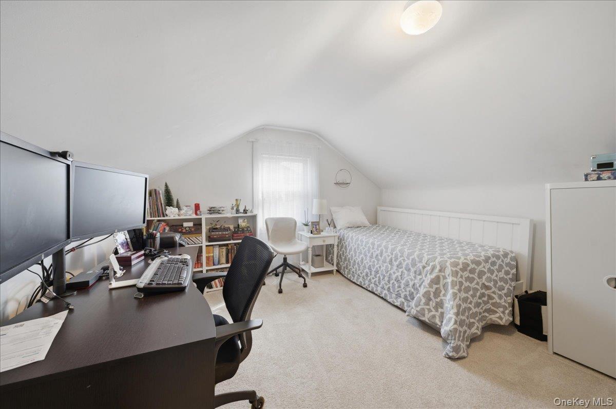 #16 photo, 490 Carol Place, Pelham , NY 10803