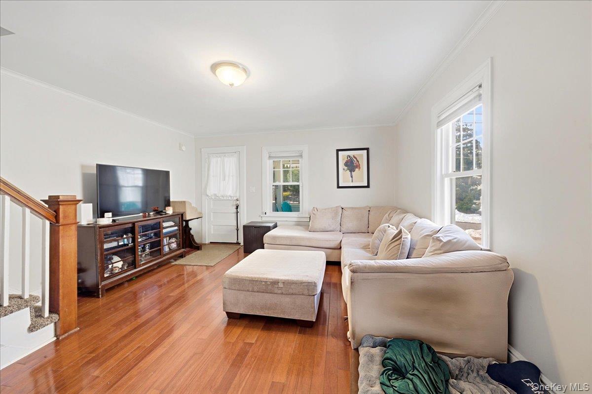 #20 photo, 490 Carol Place, Pelham , NY 10803