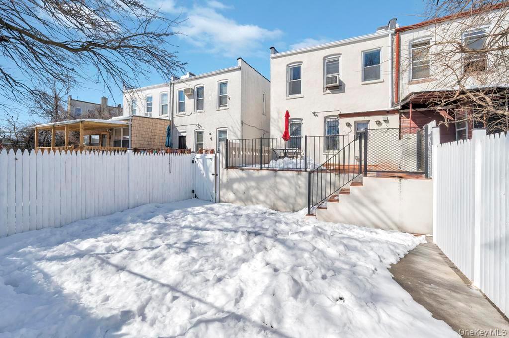 #4 photo, 6144 Eliot Avenue, كوينز Middle Village , NY 11379