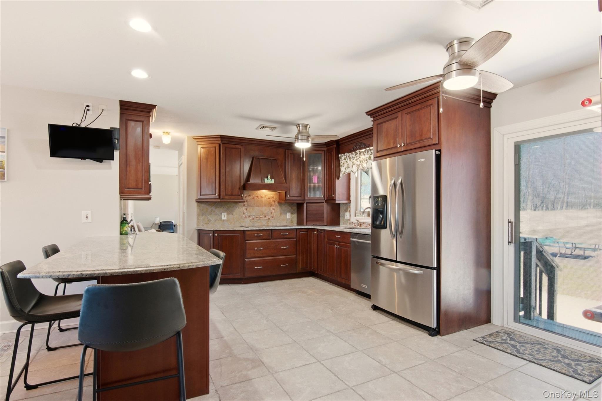 #13 photo, 741 10th Street, Islip Terrace , NY 11752