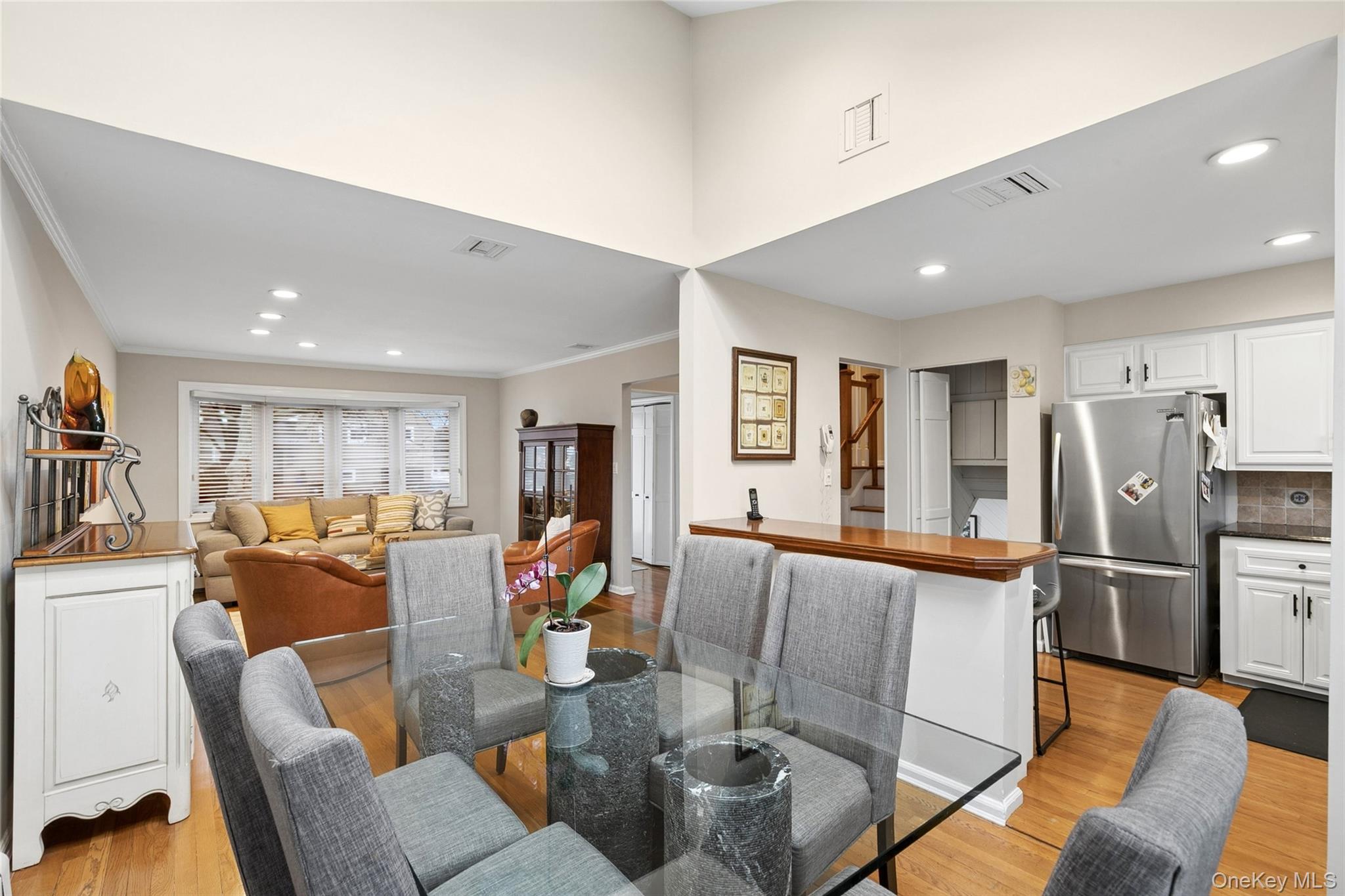 #7 photo, 2644 Pine Court, North Bellmore , NY 11710