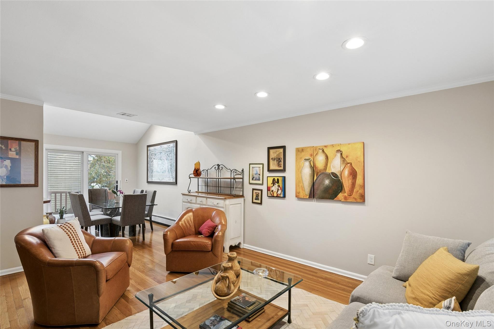 #8 photo, 2644 Pine Court, North Bellmore , NY 11710