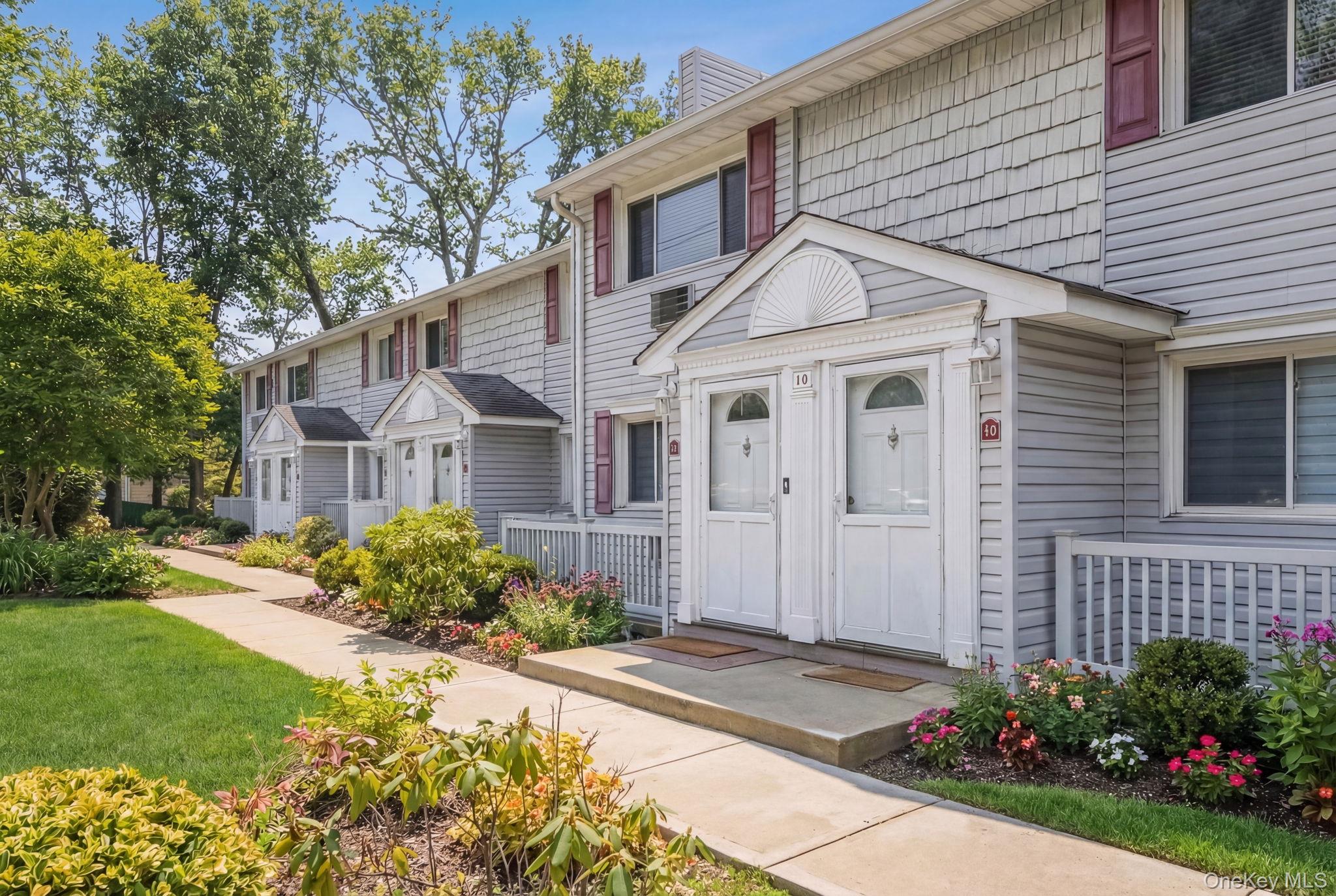 #2 photo, 10 Smithtown Boulevard, Саффолк ‖ Smithtown , NY 11787