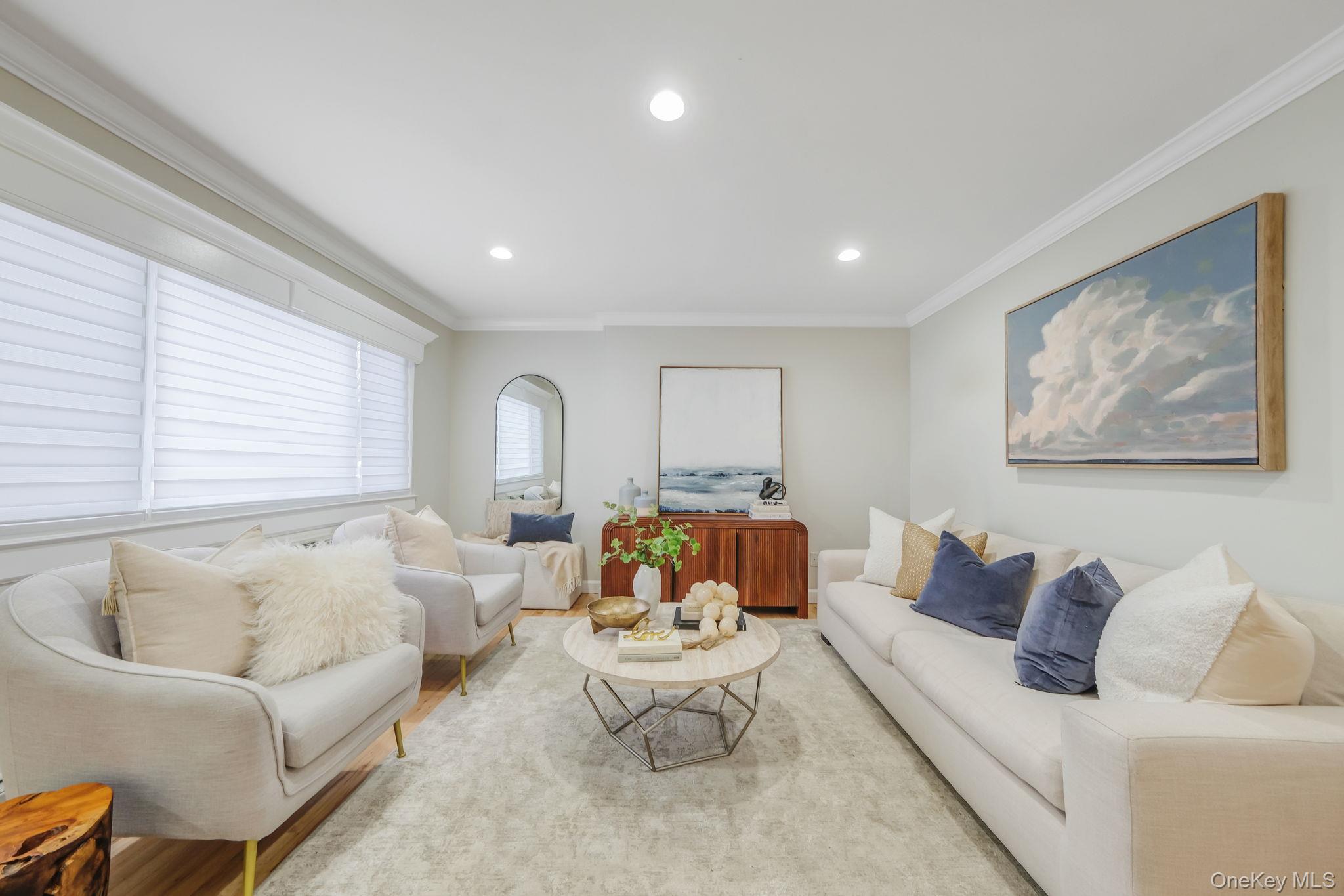 #5 photo, 10 Smithtown Boulevard, Саффолк ‖ Smithtown , NY 11787