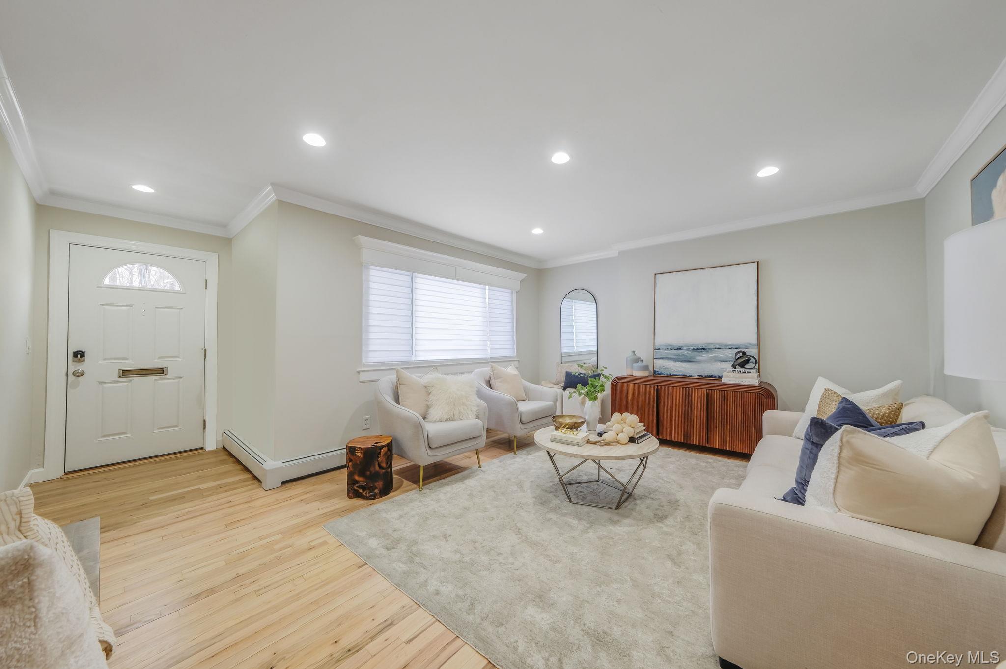 #6 photo, 10 Smithtown Boulevard, Саффолк ‖ Smithtown , NY 11787