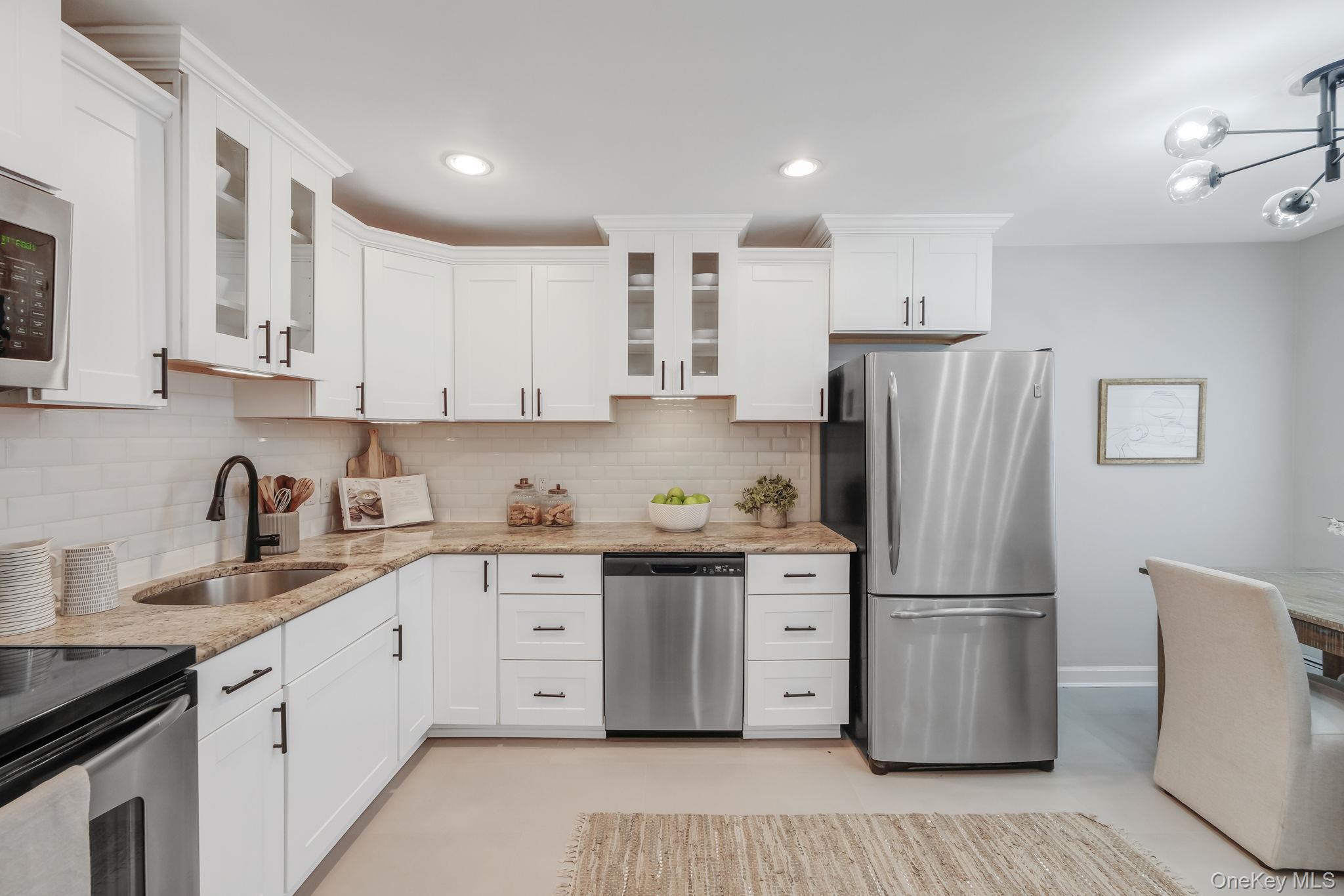 #8 photo, 10 Smithtown Boulevard, Саффолк ‖ Smithtown , NY 11787