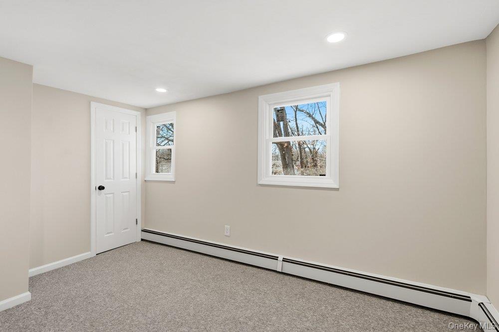 #12 photo, 189 Trouville Road, Саффолк ‖ Copiague , NY 11726