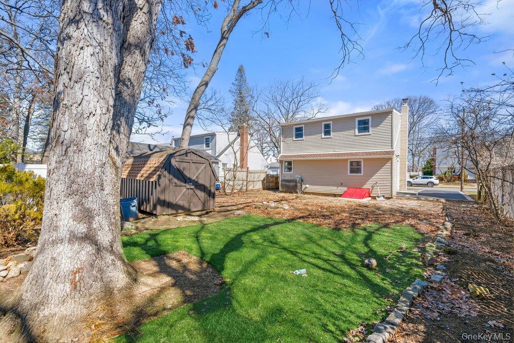 #15 photo, 189 Trouville Road, Саффолк ‖ Copiague , NY 11726